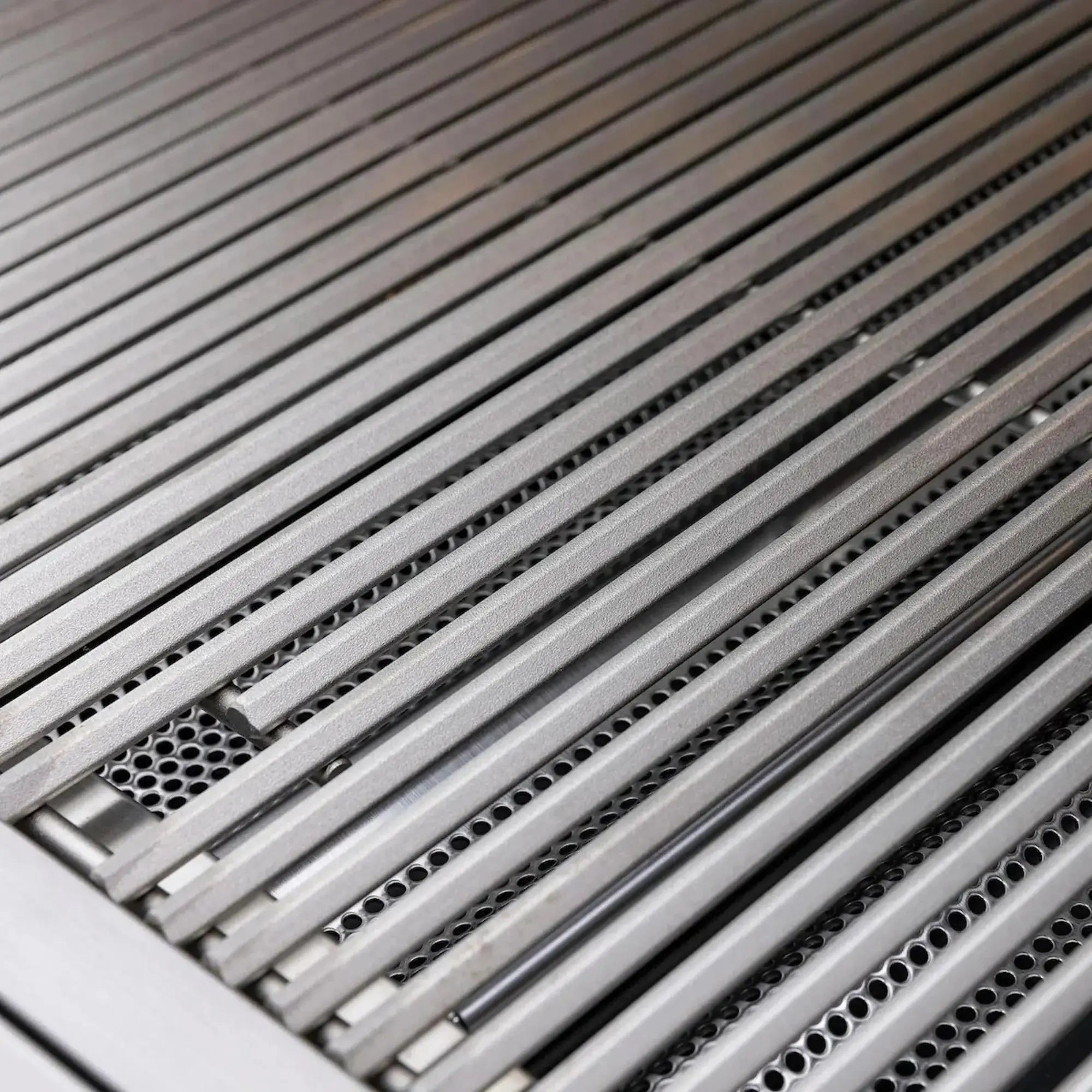 Blaze LTE+ 40-Inch 5-Burner Built-In Gas Grill Blaze