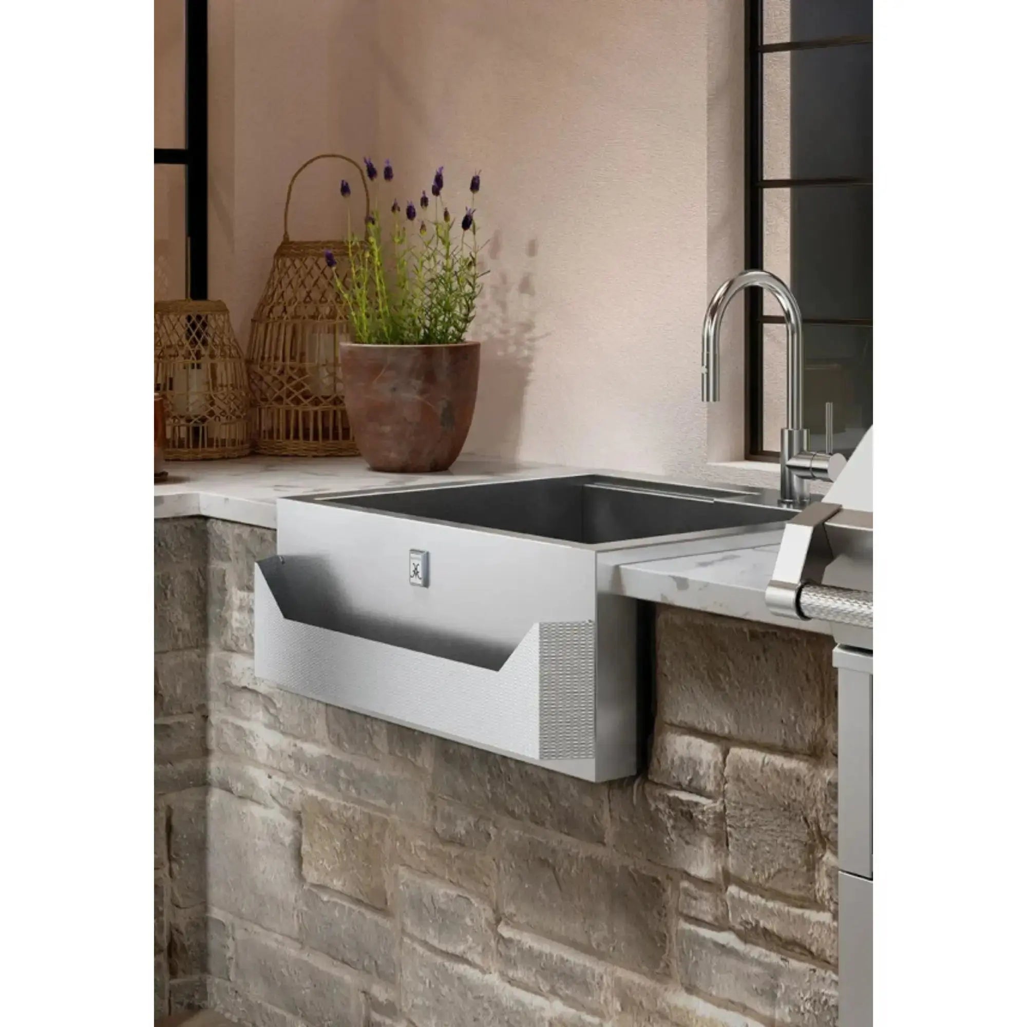 Hestan 30-Inch Outdoor Insulated Sink Hestan