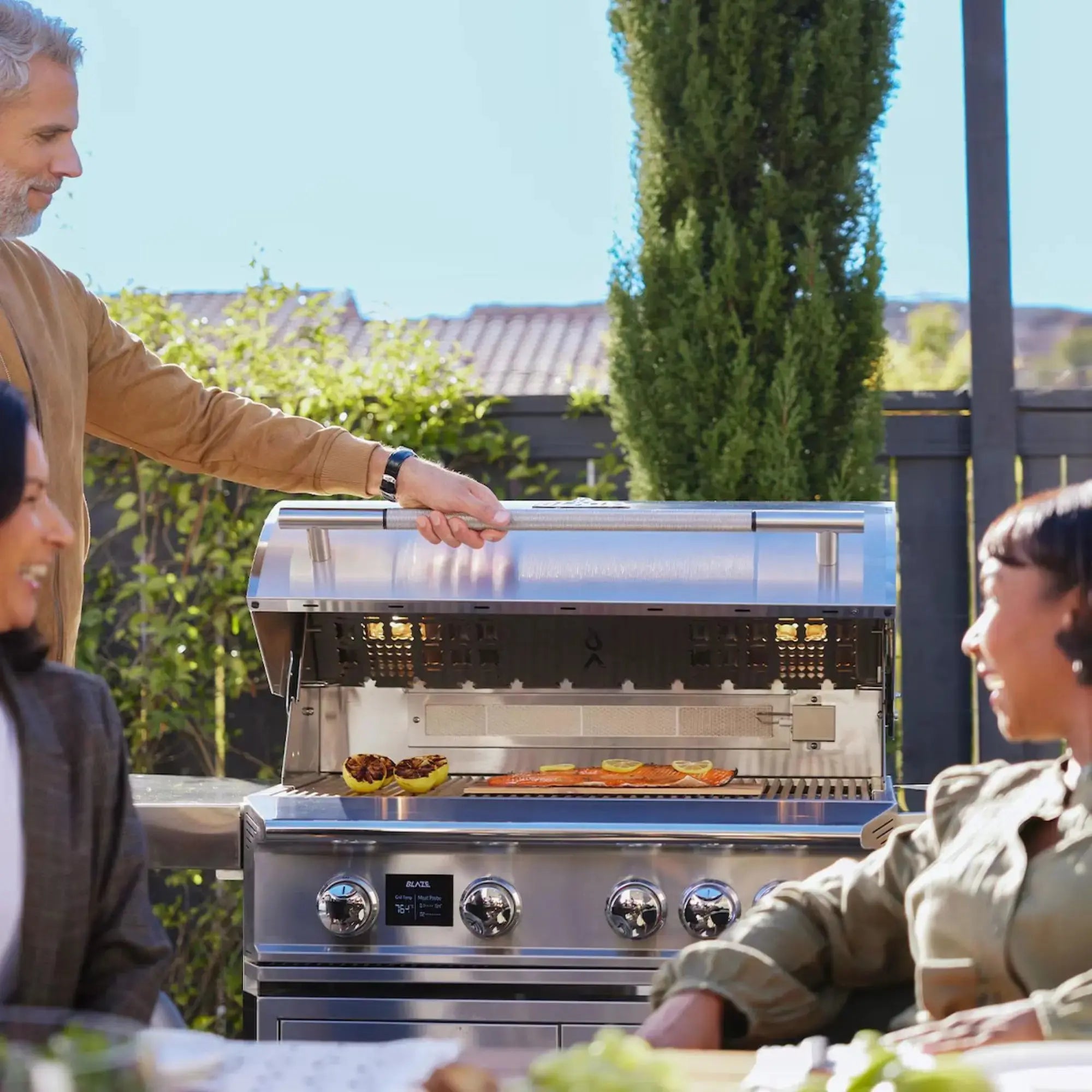 Blaze LTE PRO 32-Inch 4-Burner Freestanding Gas Grill with Cart Blaze