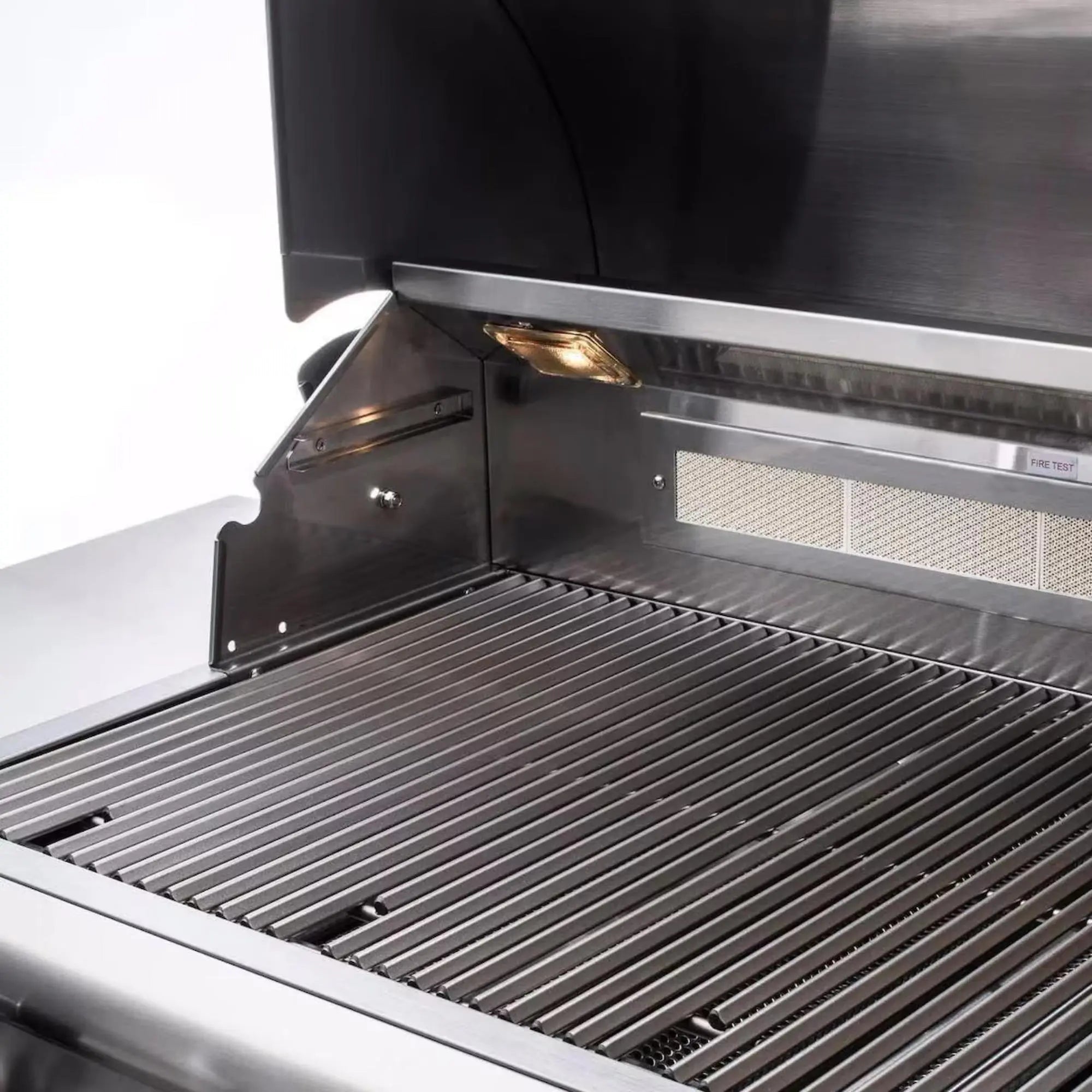 Blaze LTE+ 32-Inch 4-Burner Built-In Gas Grill Blaze