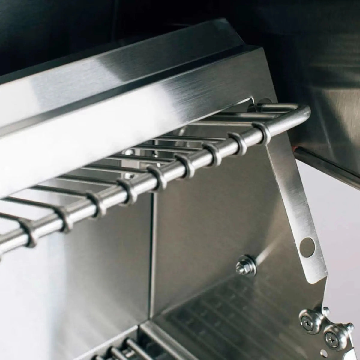 American Made Grills Alturi 42" 3-Burner Built-In Gas Grill — 78,000 BTU w/ Ceramic Briquettes — ALT-42T American Made Grills