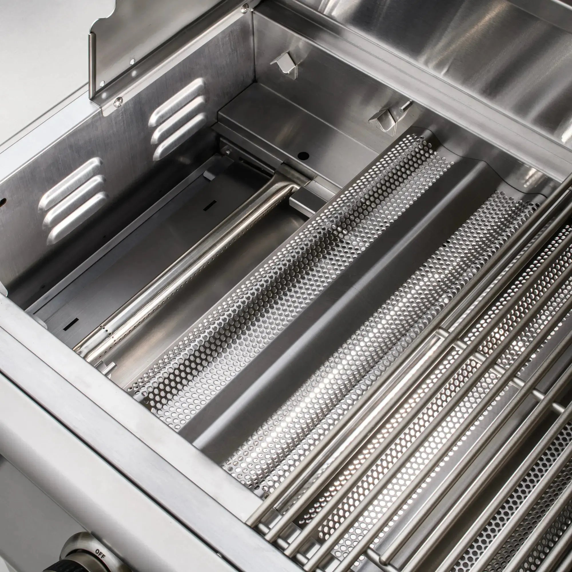Blaze Professional LUX 44-Inch 4-Burner Built-In Gas Grill Blaze