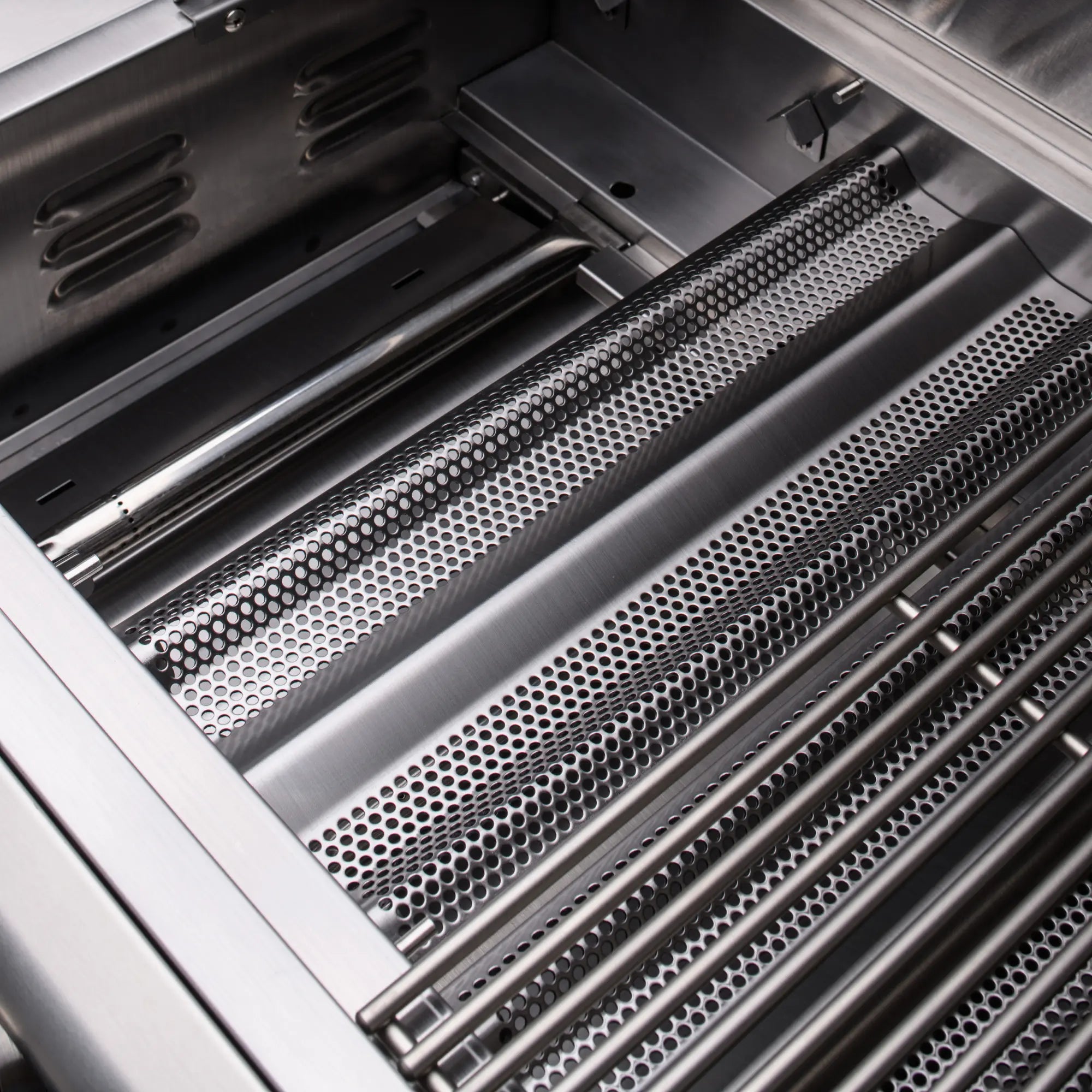 Blaze Prelude LBM 25-Inch 3-Burner Built-In Gas Grill