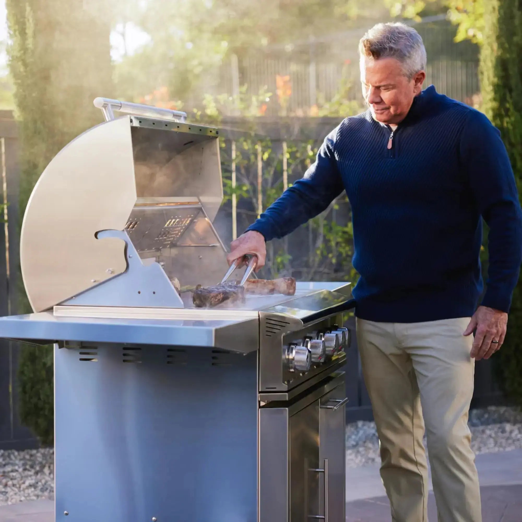 Blaze LTE PRO 32-Inch 4-Burner Freestanding Gas Grill with Cart Blaze