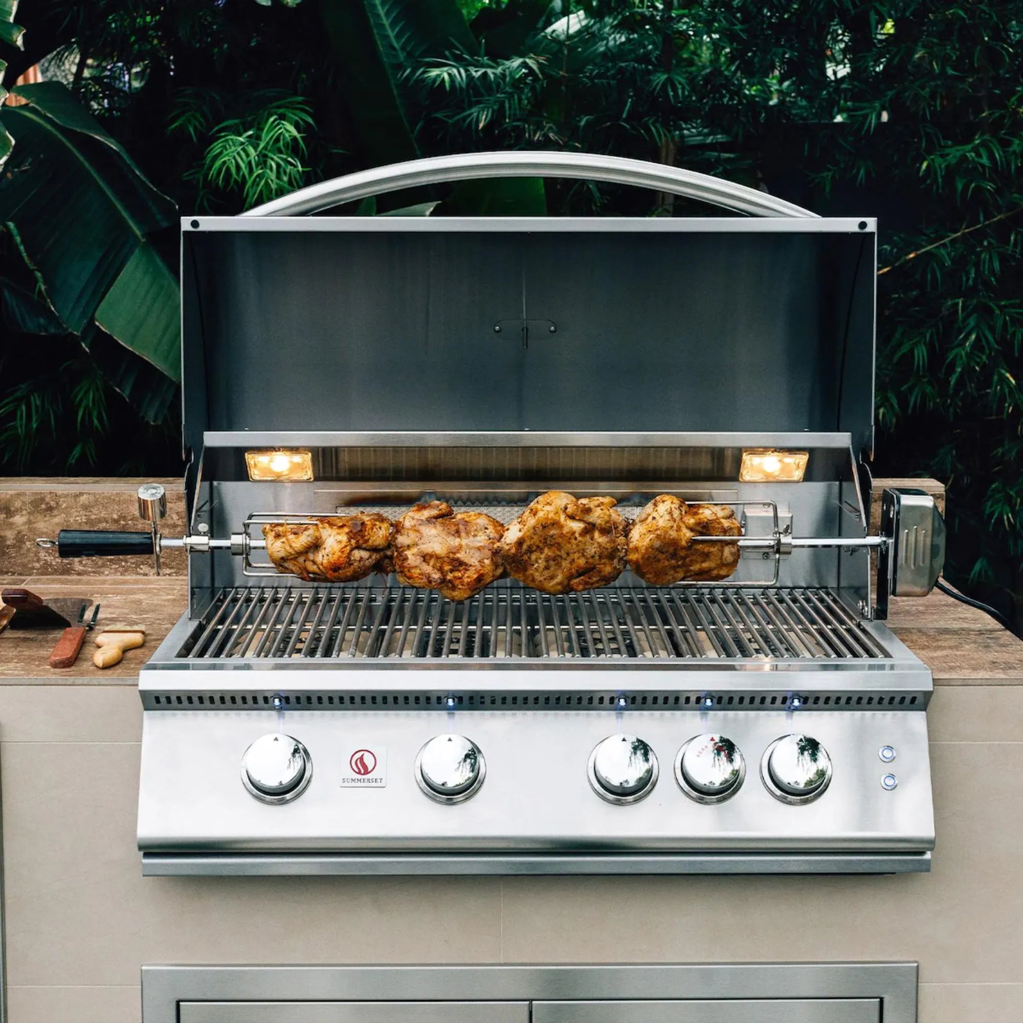 Summerset 32" Sizzler Pro 4-Burner Built-In Gas Grill — 56,000 BTU w/ Rear IR Burner | SZRPRO32 Summerset