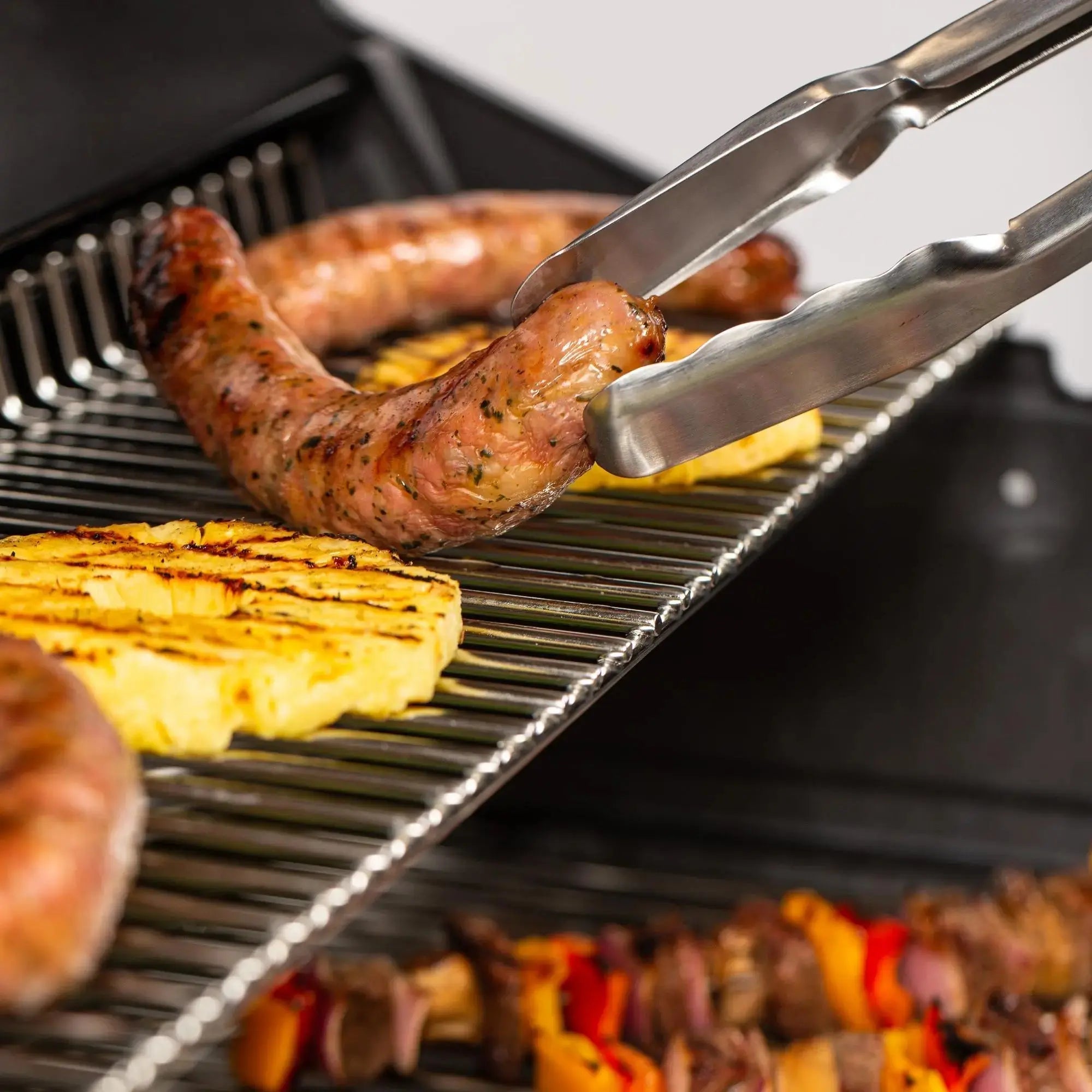 Broil King Regal S 690 Pro IR 6-Burner Gas Grill with Infrared Side Burner & Rotisserie Broil King