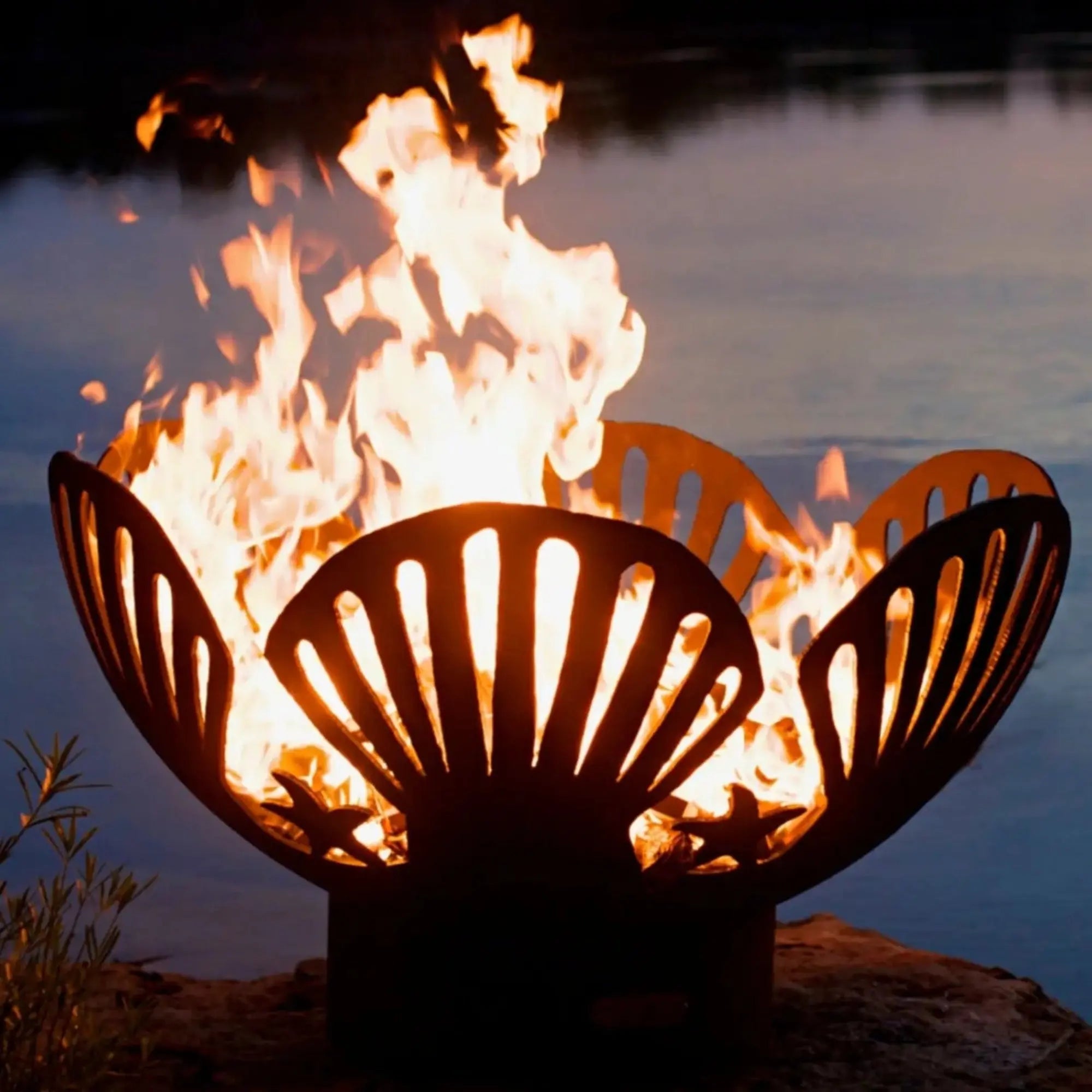 Barefoot Beach 42″ Round Wood Burning Fire Pit – Carbon Steel by Fire Pit Art Fire Pit Art