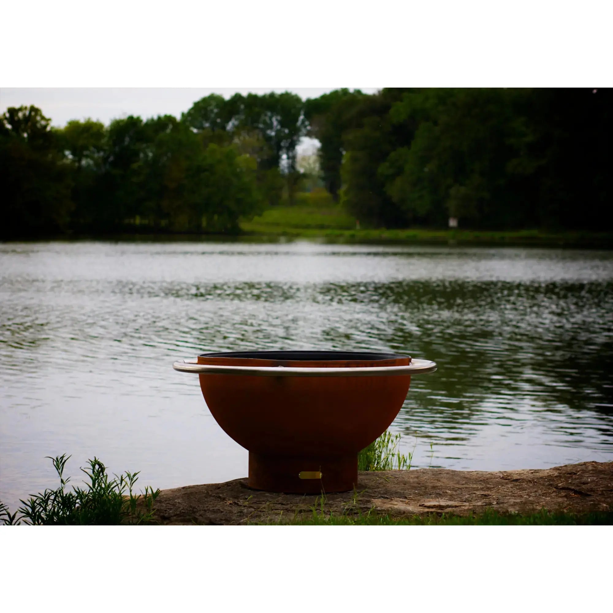 Bella Luna 48″ Round Wood Burning Fire Pit – Carbon Steel by Fire Pit Art Fire Pit Art