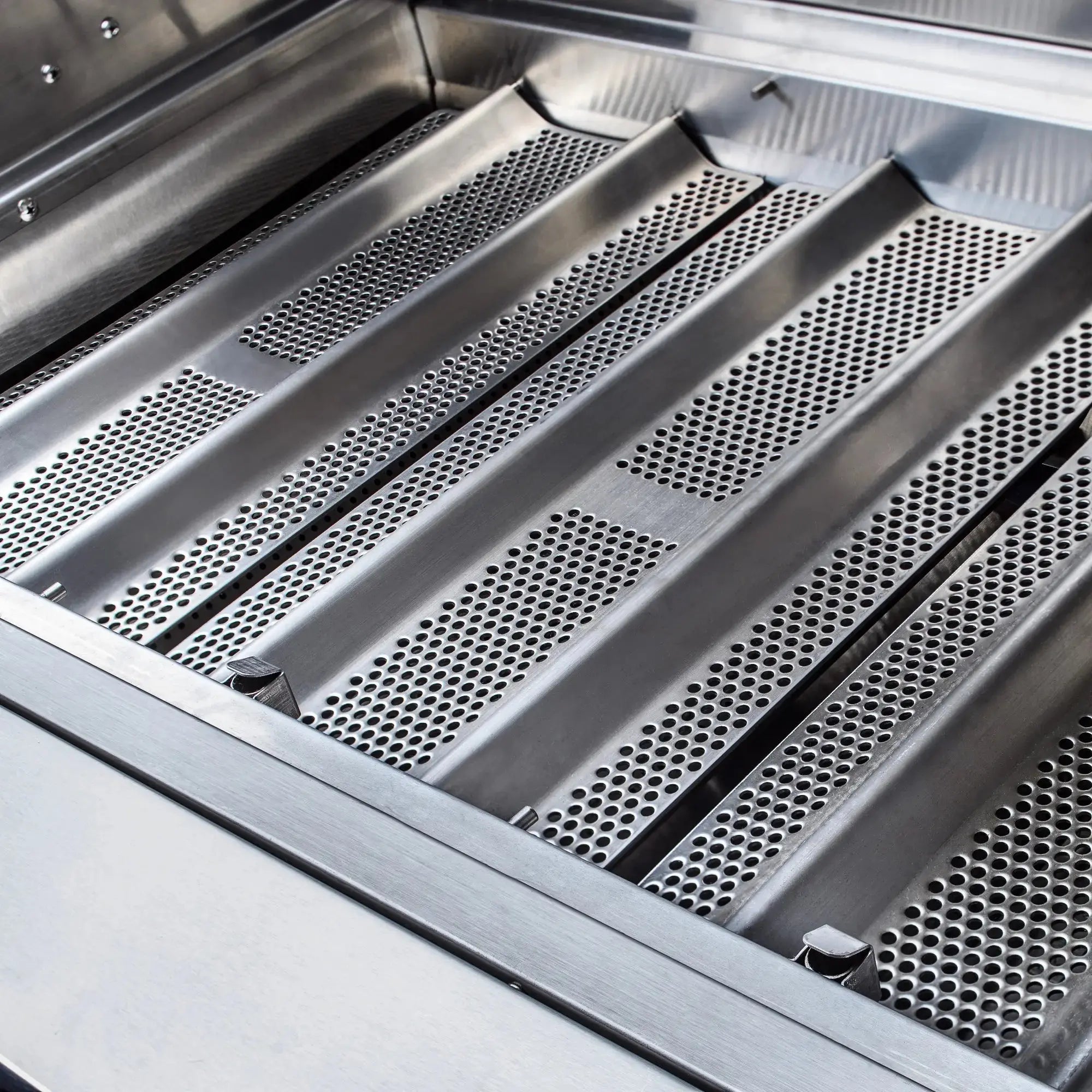 Blaze Professional LUX 44-Inch 4-Burner Built-In Gas Grill Blaze
