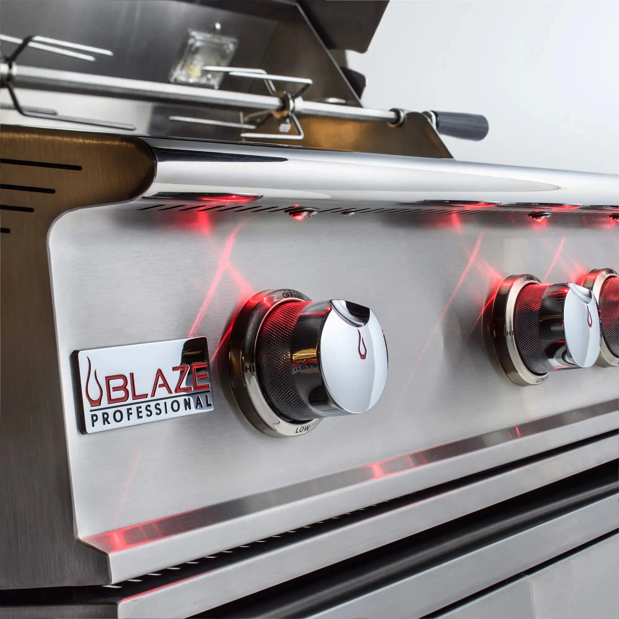 Blaze Professional LUX 34-Inch 3-Burner Built-In Gas Grill Blaze