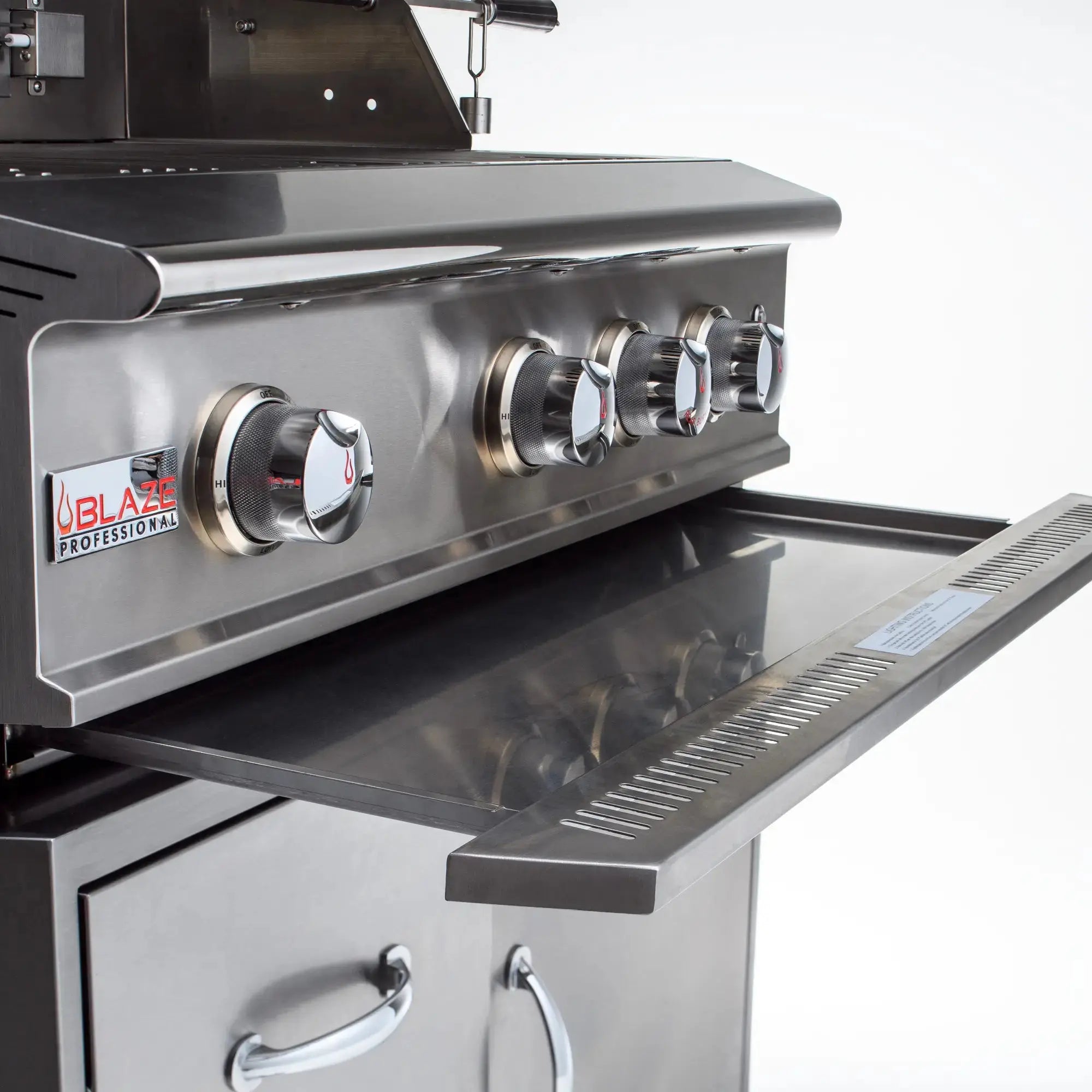 Blaze Professional LUX 34-Inch 3-Burner Built-In Gas Grill Blaze