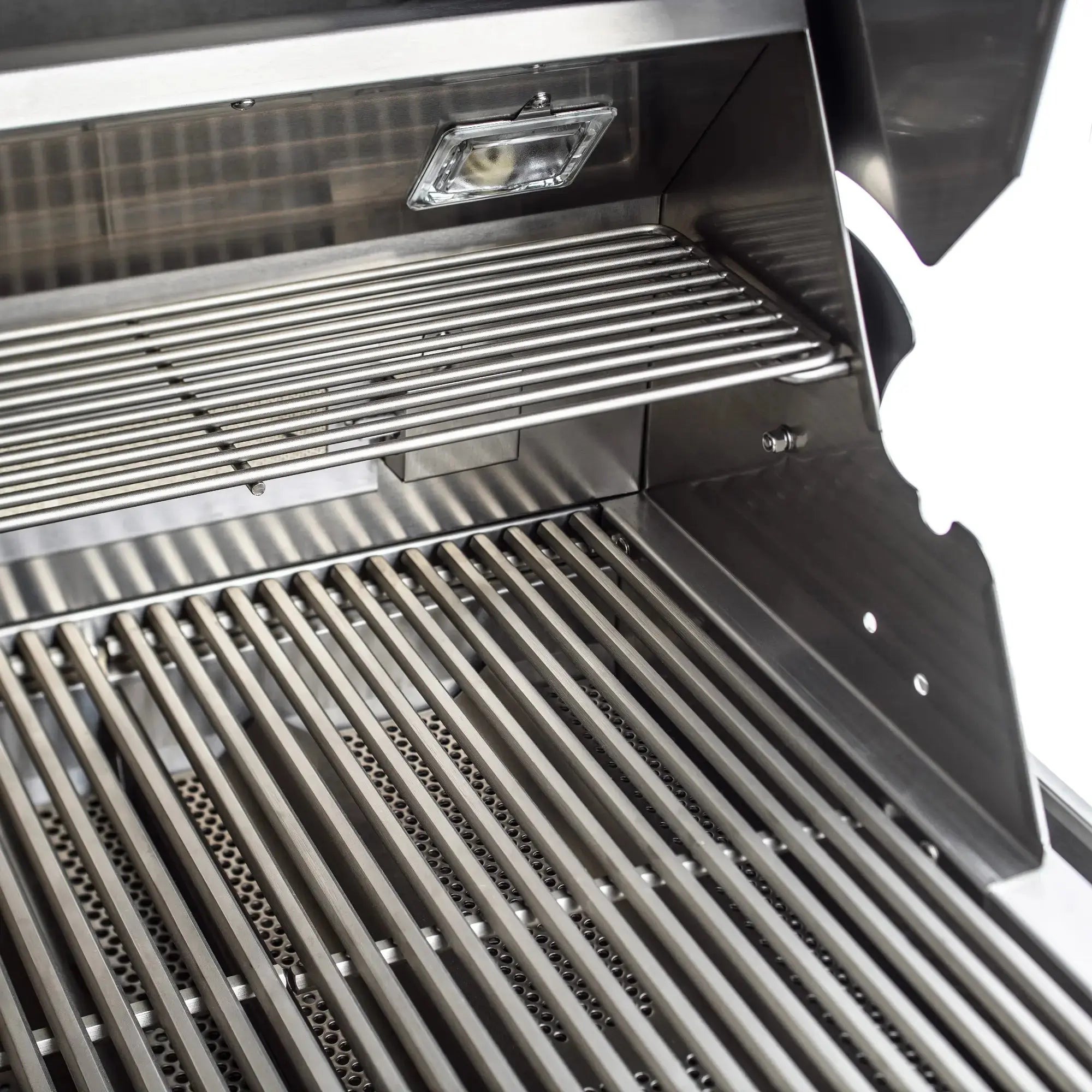 Blaze Professional LUX 44-Inch 4-Burner Built-In Gas Grill Blaze