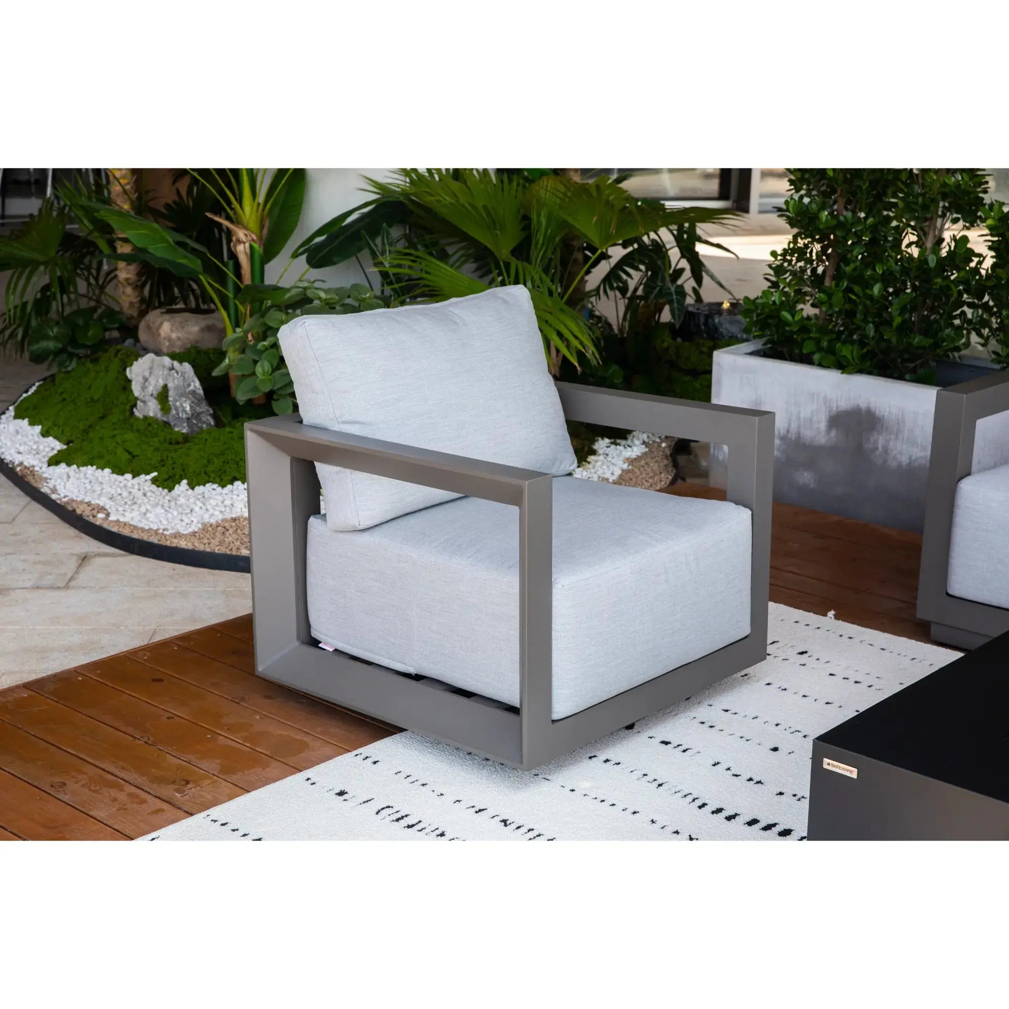 Newport Swivel Chair (OS2505W) - Elementi Elementi