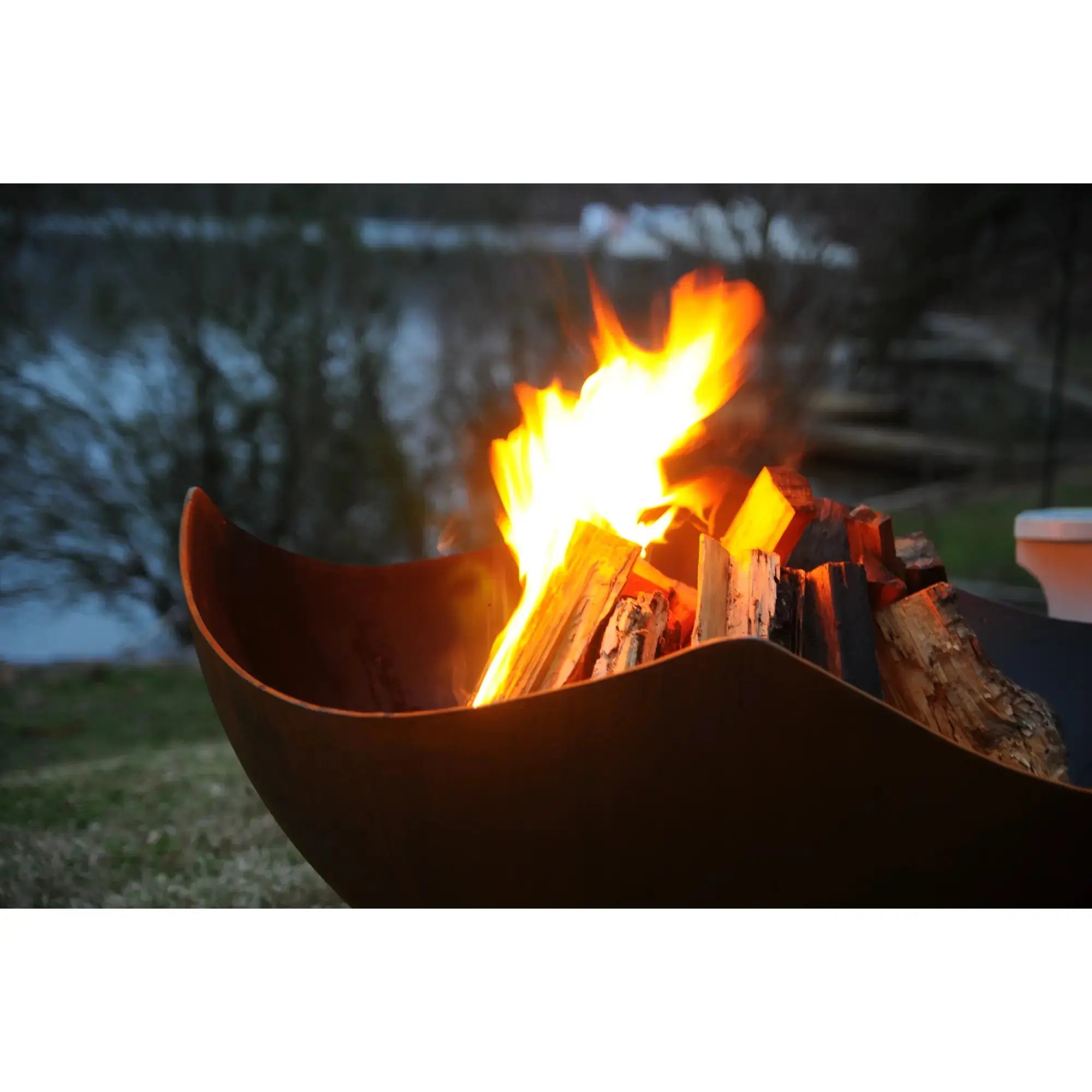 Manta Ray 36″ Round Wood Burning Fire Pit – Carbon Steel by Fire Pit Art Fire Pit Art