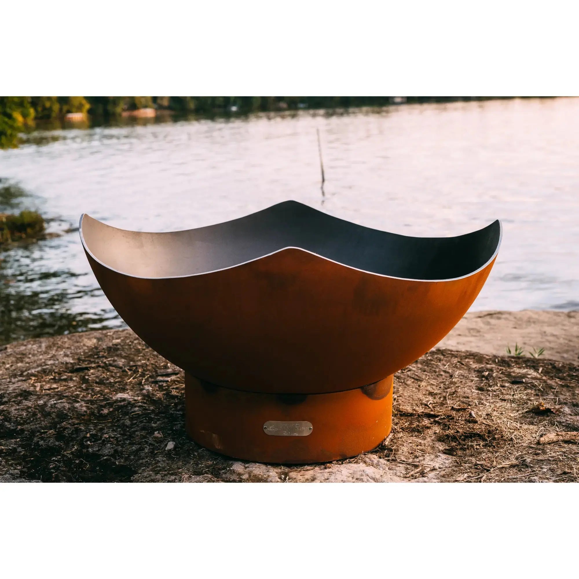 Manta Ray 36″ Round Wood Burning Fire Pit – Carbon Steel by Fire Pit Art Fire Pit Art