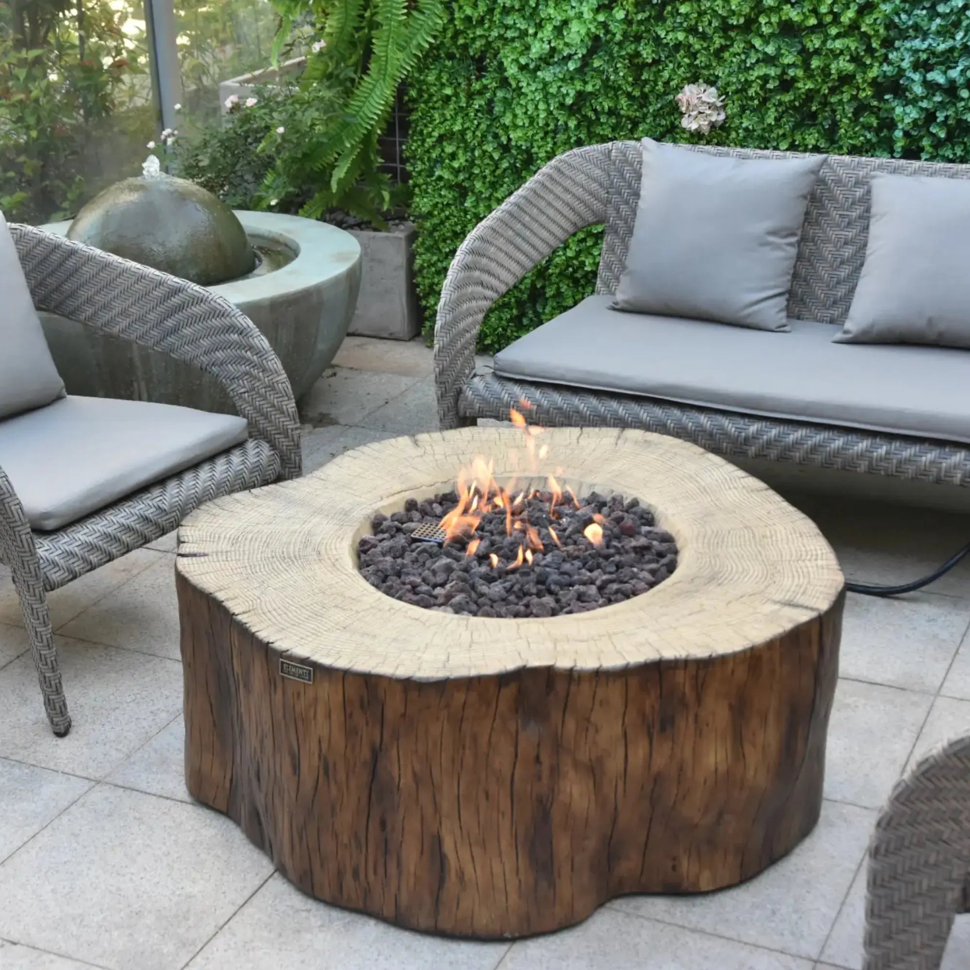 Manchester 42″ Round Concrete Gas Fire Table – Elementi Elementi