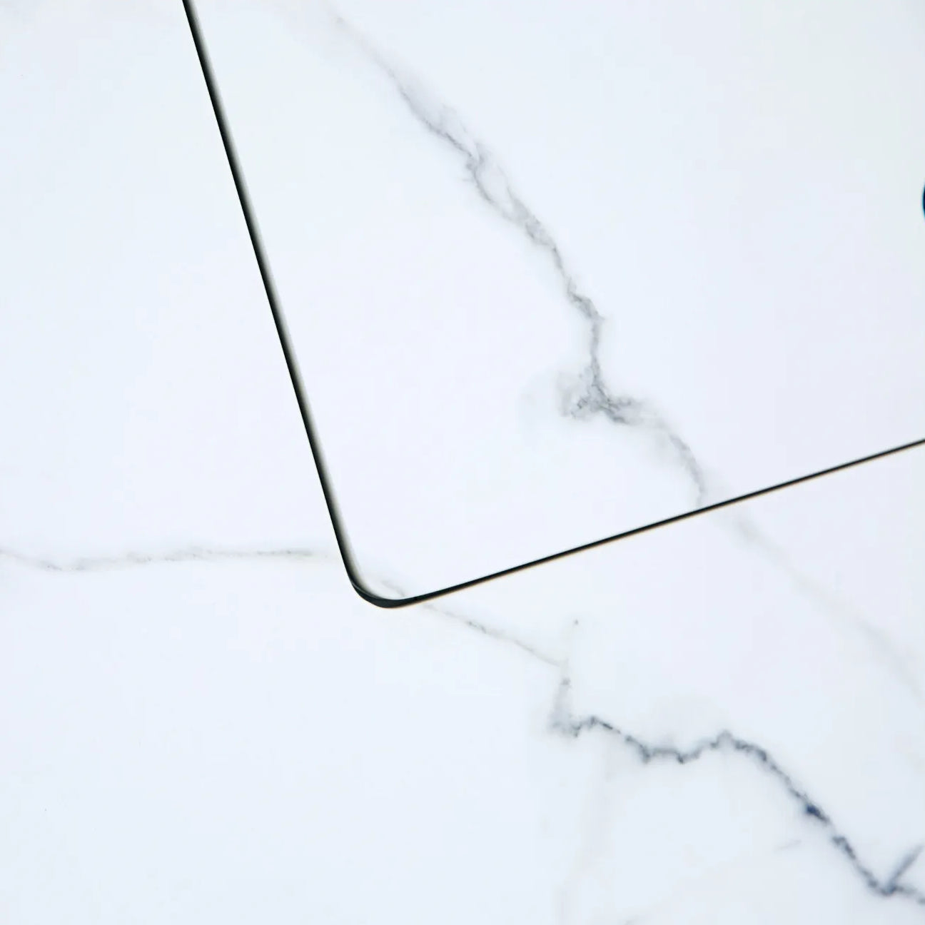 Bianco 40″ Square Marble Porcelain Gas Fire Table – Elementi Plus