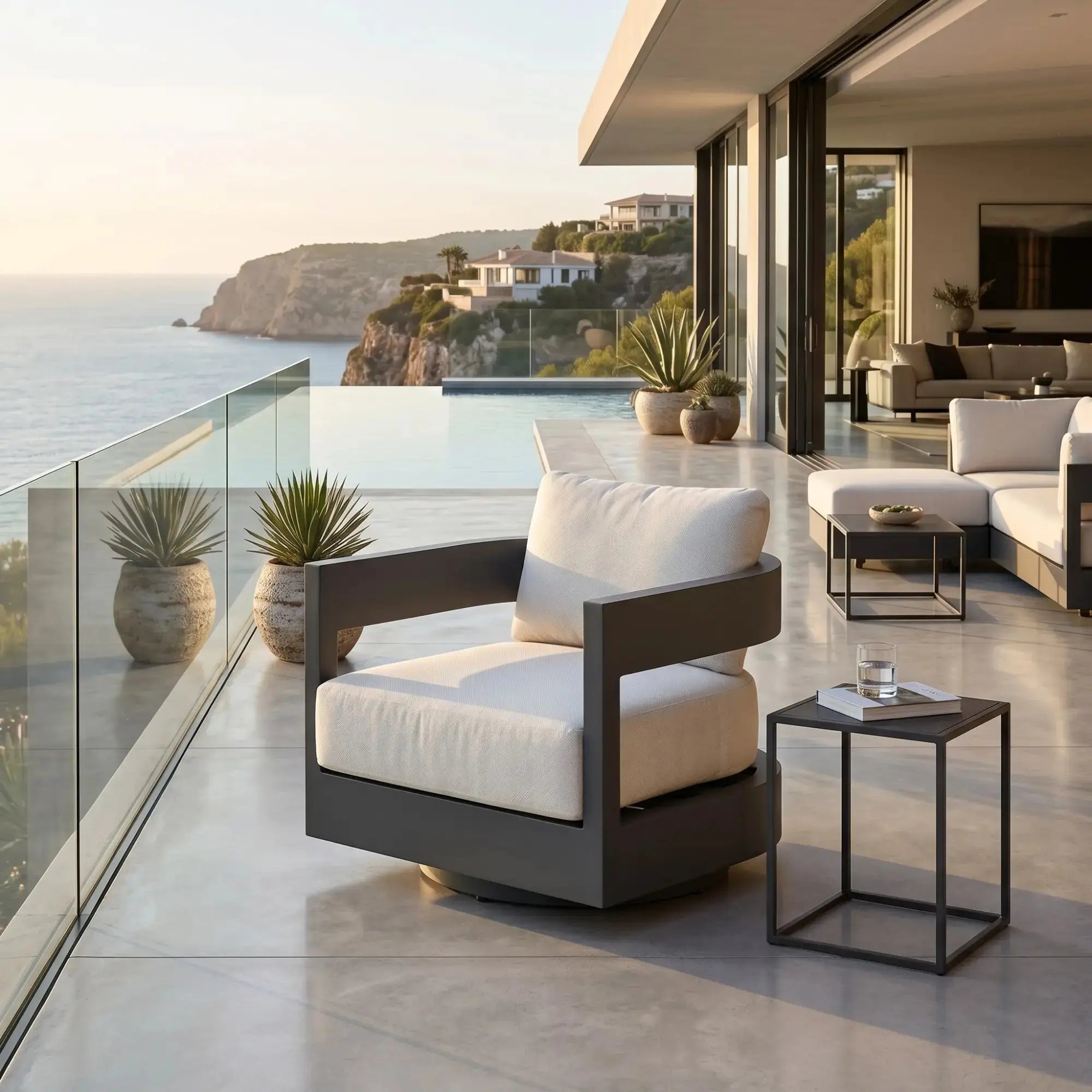 Monaco Lounge Chair (OS2507S) - Elementi Elementi