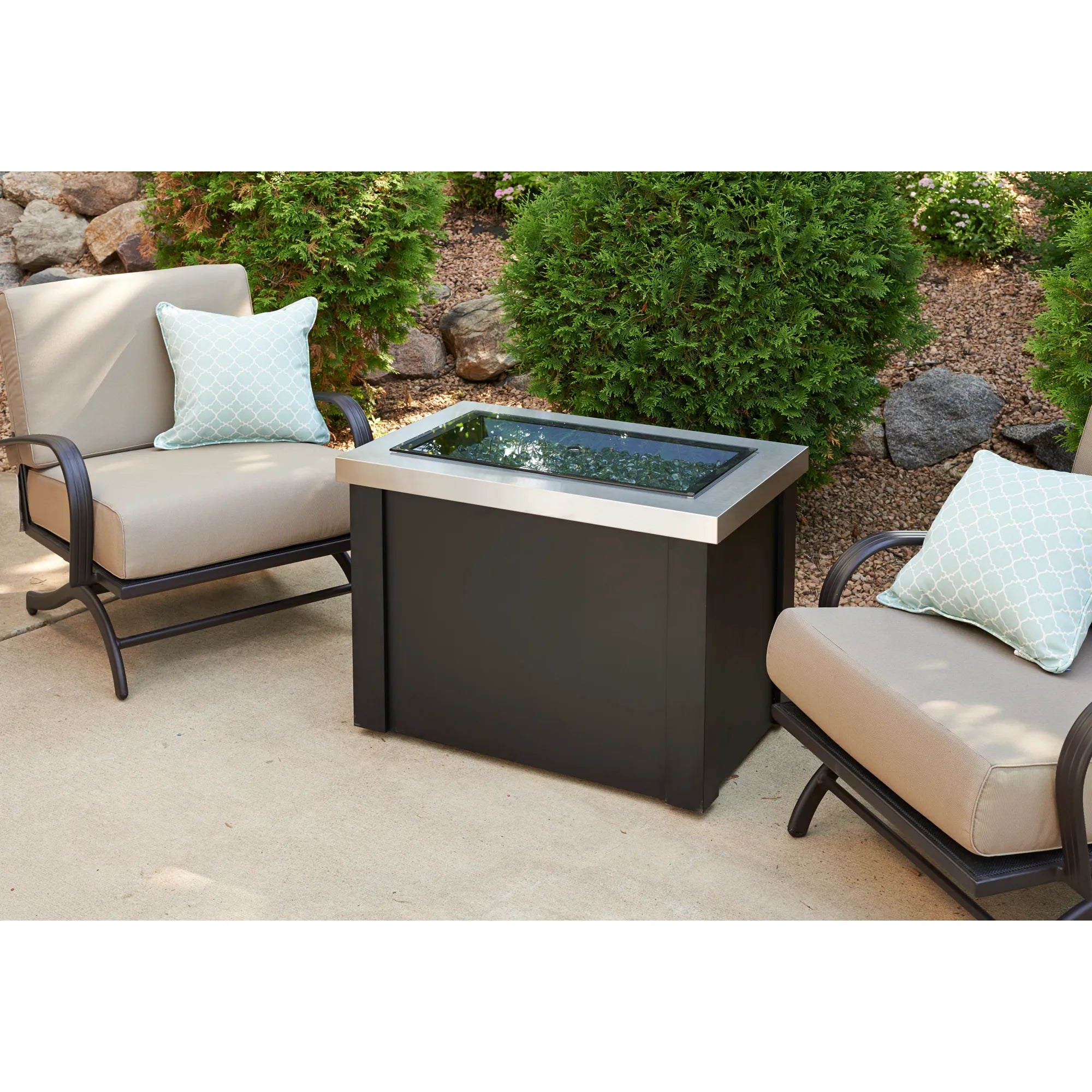 Providence 32″ Rectangular Gas Fire Table – The Outdoor GreatRoom Company
