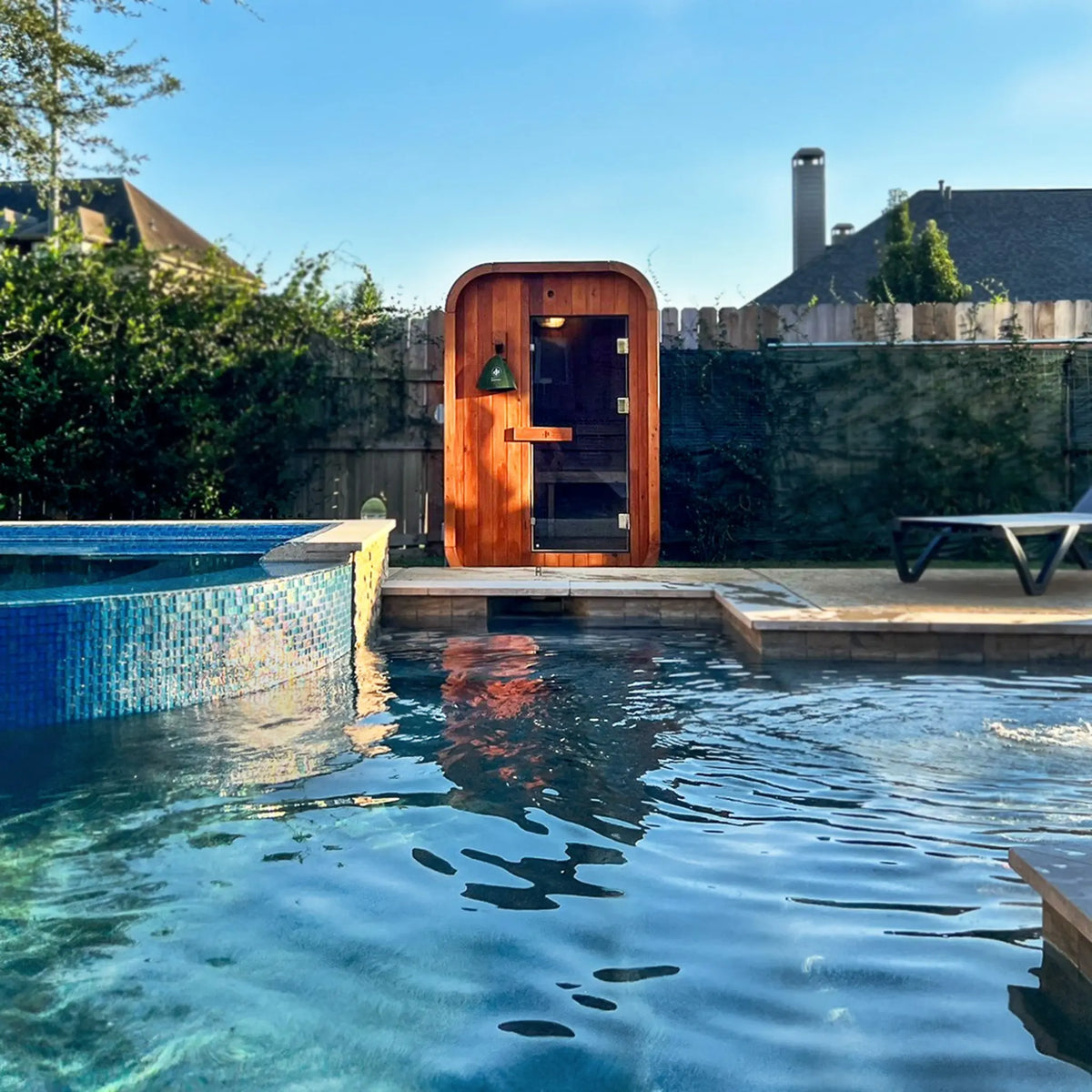 Redwood Outdoors Duo Outdoor Sauna - 2 Person - Harvia KIP 8kW Heater Redwood Outdoors