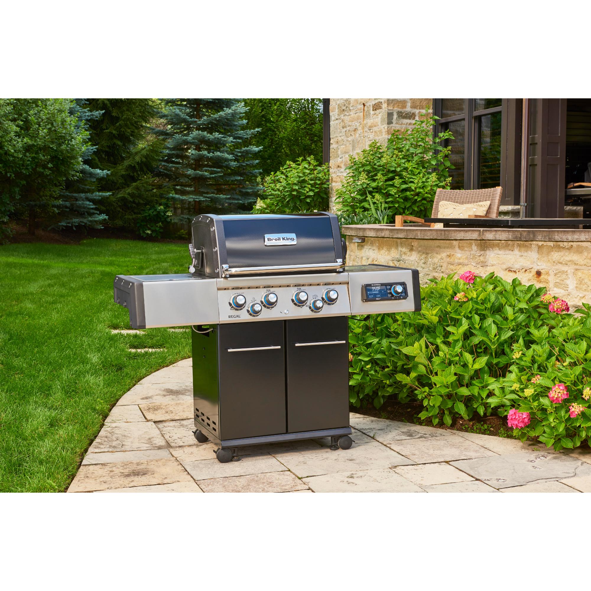 Broil King Regal Q 490 Pro IR Wi-Fi Enabled 4-Burner Gas Grill with Infrared Side Burner & Rotisserie