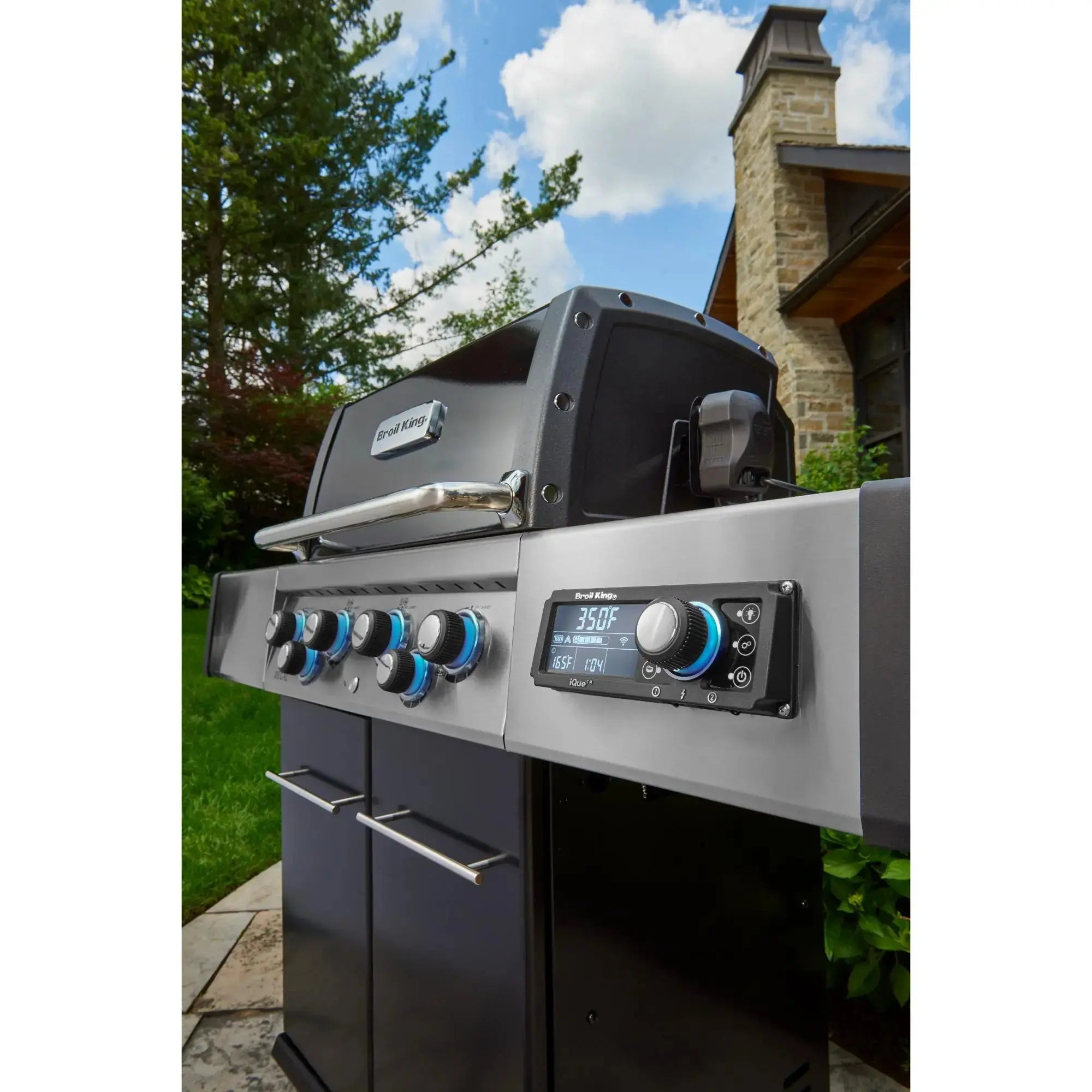 Broil King Regal Q 490 Pro IR 56-Inch Wi-Fi Enabled Propane Gas Grill – 687244 Broil King