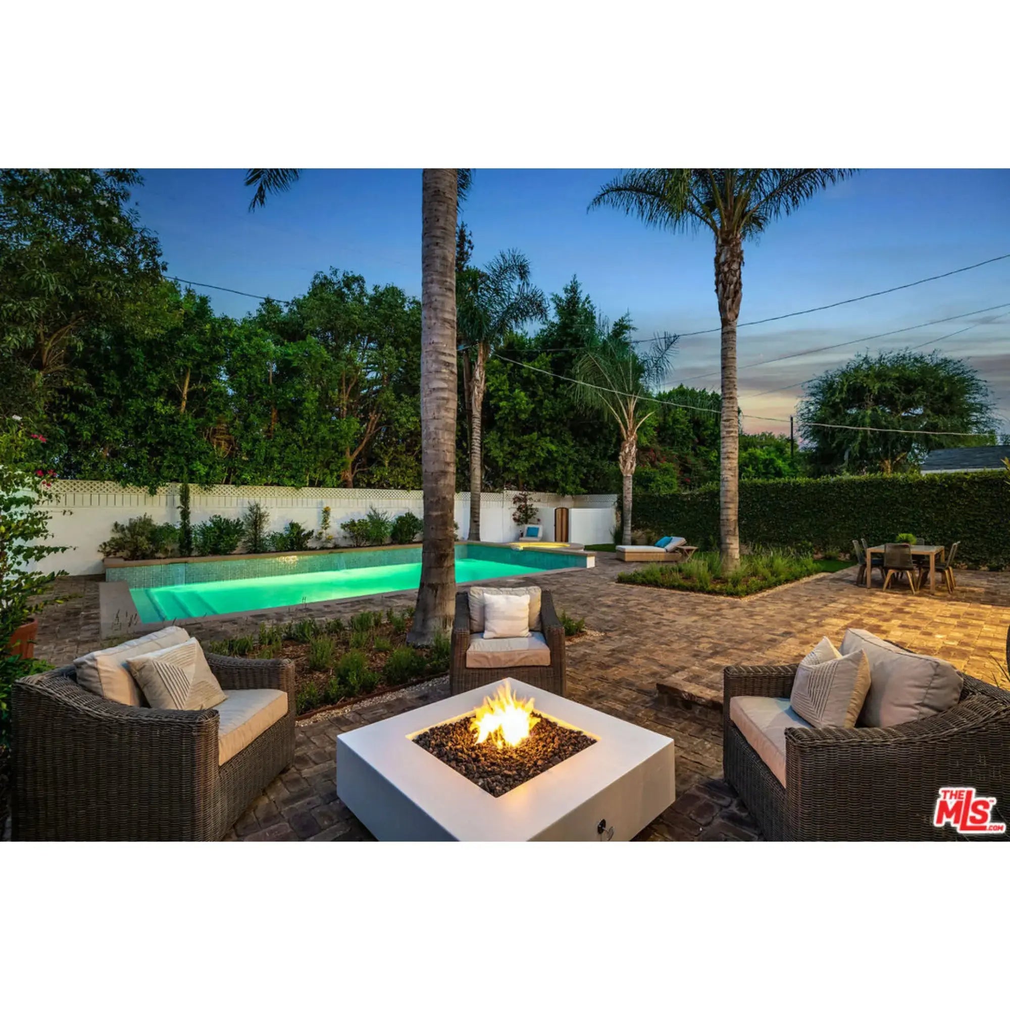 Cabo Square 36" Concrete Gas Fire Pit – The Outdoor Plus The Outdoor Plus
