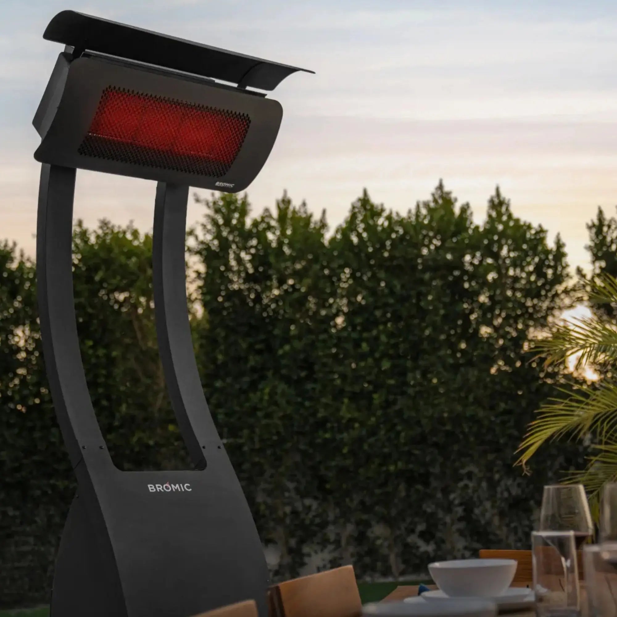 Bromic Tungsten Smart-Heat Freestanding Gas Patio Heater Bromic Heating