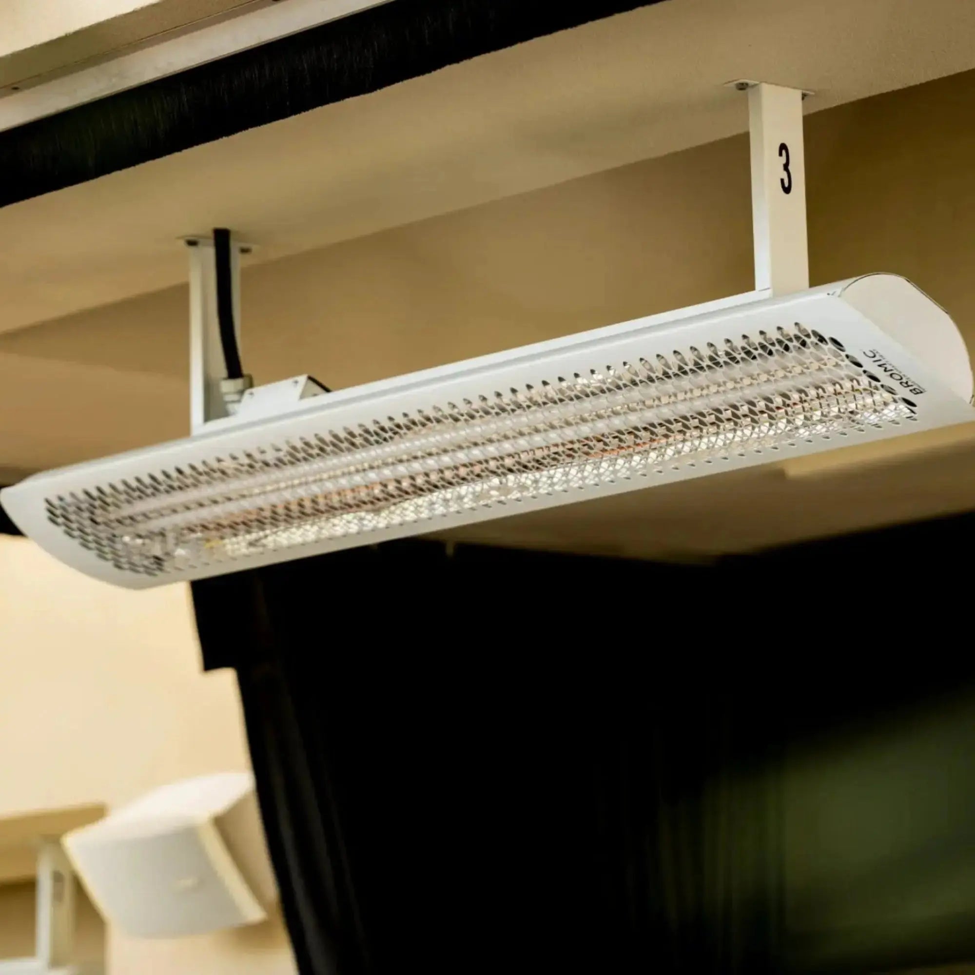 Bromic Tungsten Smart-Heat Electric Patio Heater – 4000W – Wall or Ceiling Mount Bromic Heating