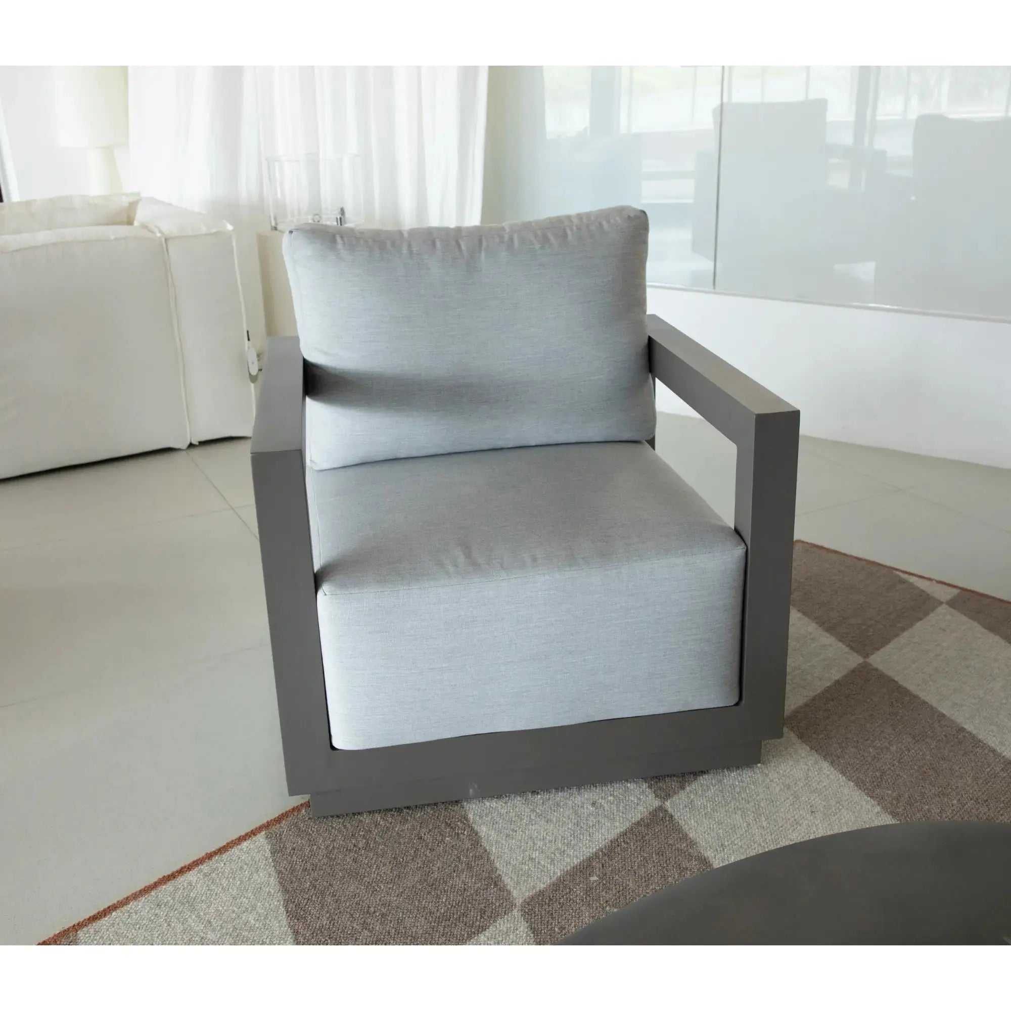 Newport Lounge Chair (OS2505S) - Elementi Elementi