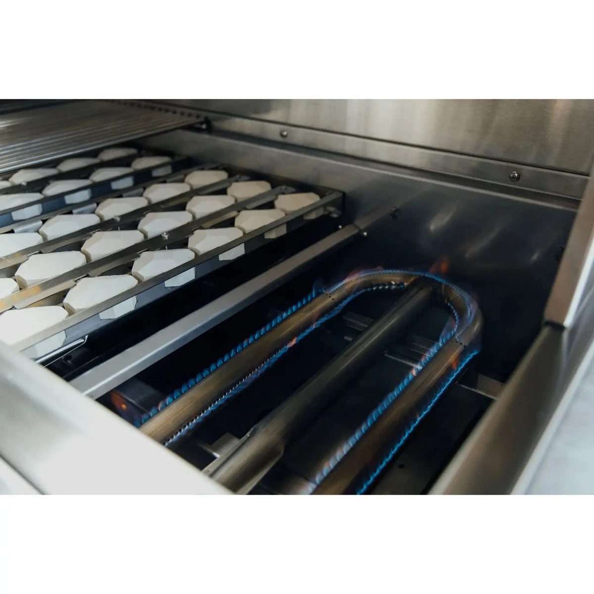 American Made Grills Atlas 42" 3-Burner Built-In Gas Grill — 49,500 BTU w/ Ceramic Briquettes — ATS42-B American Made Grills