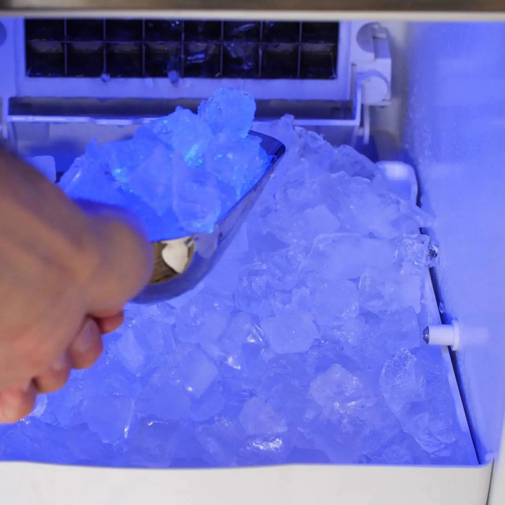 Blaze 50 Lb. 15-Inch Outdoor Rated Ice Maker w/ Gravity Drain – BLZ-ICEMKR-50GR Blaze