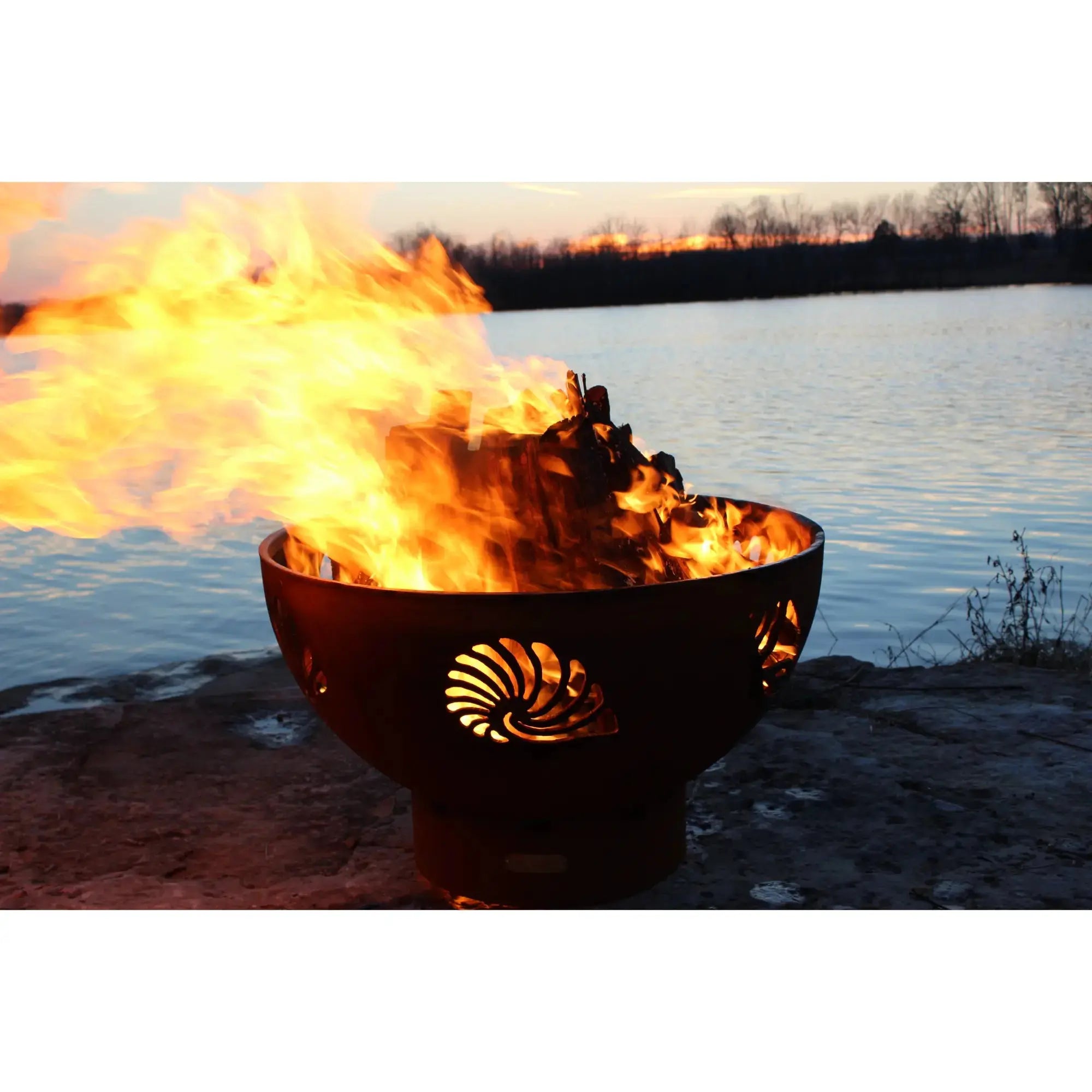Beachcomber 36″ Round Wood Burning Fire Pit – Carbon Steel by Fire Pit Art Fire Pit Art