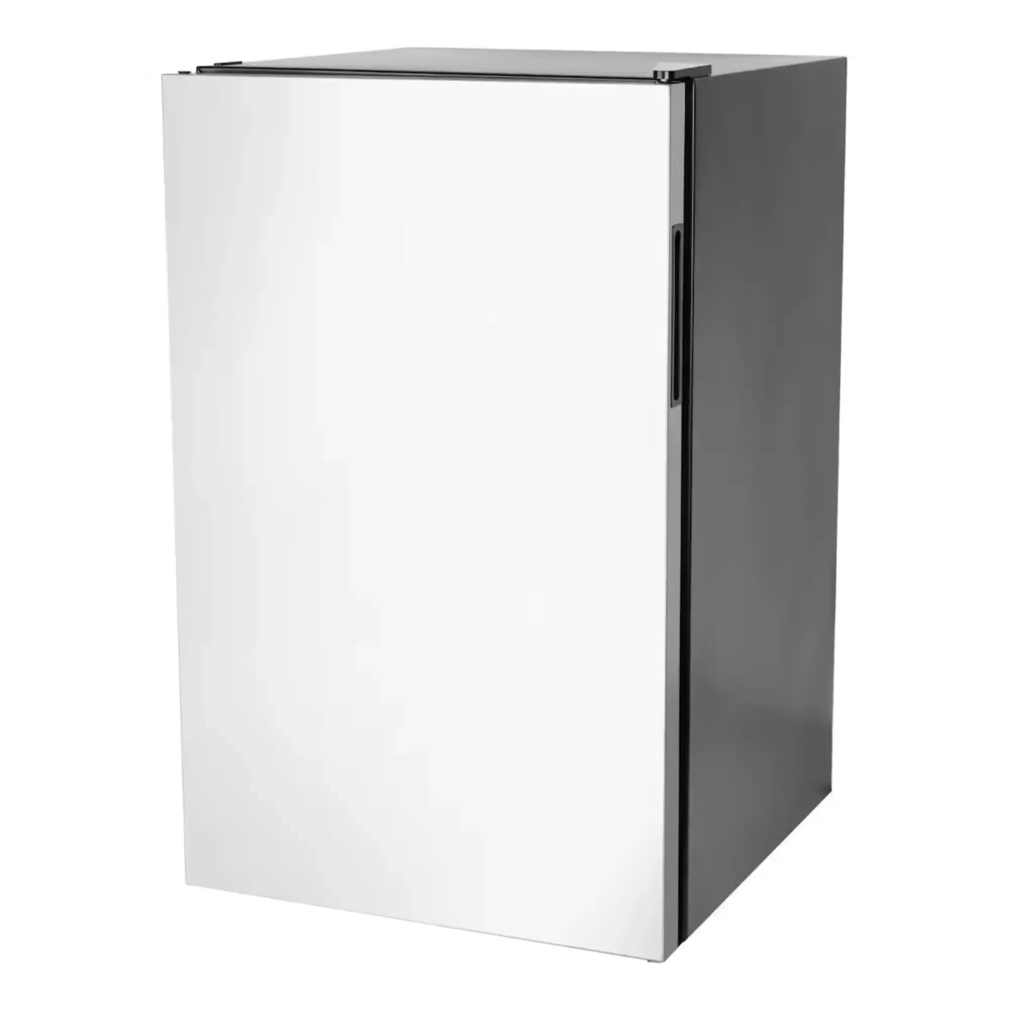Bull 4.5 Cu. Ft. Compact Refrigerator Bull