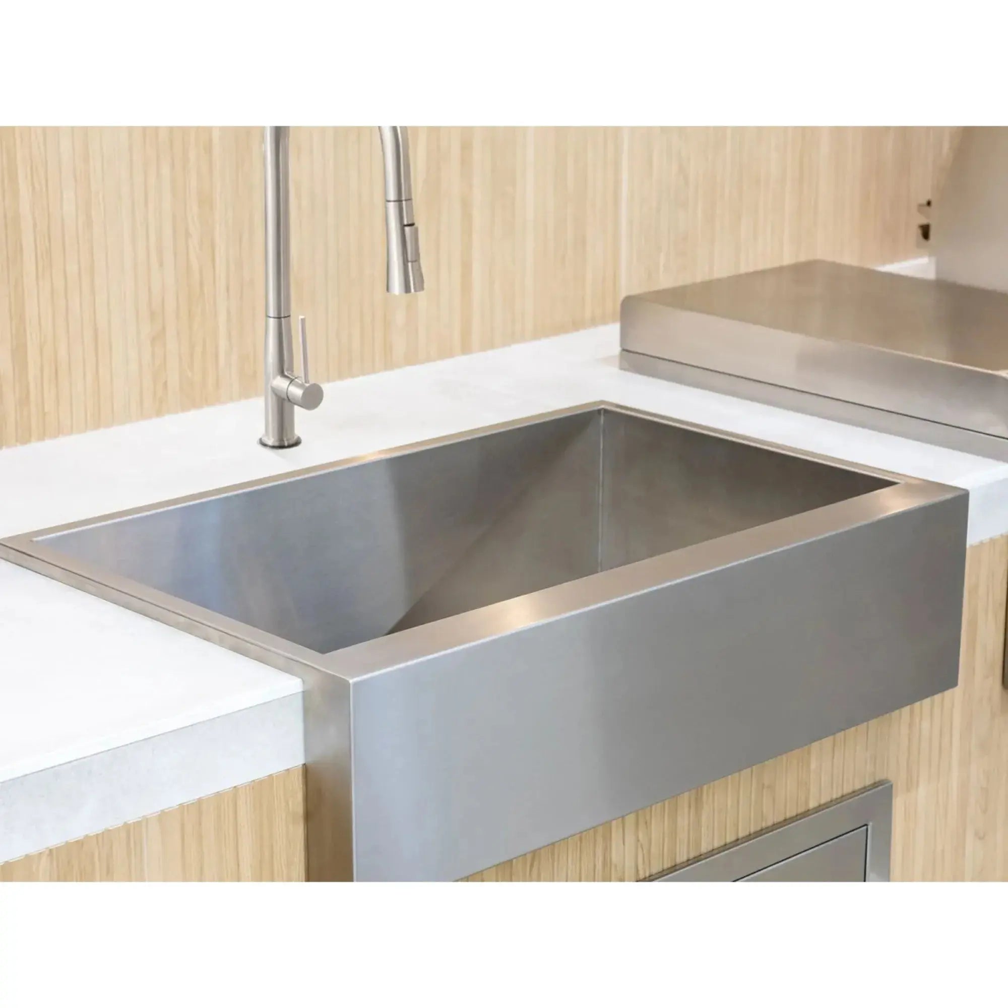 Summerset 32" Outdoor Farmhouse Sink Package — 304 SS with Hot & Cold Faucet | SNK-32FH-P Summerset