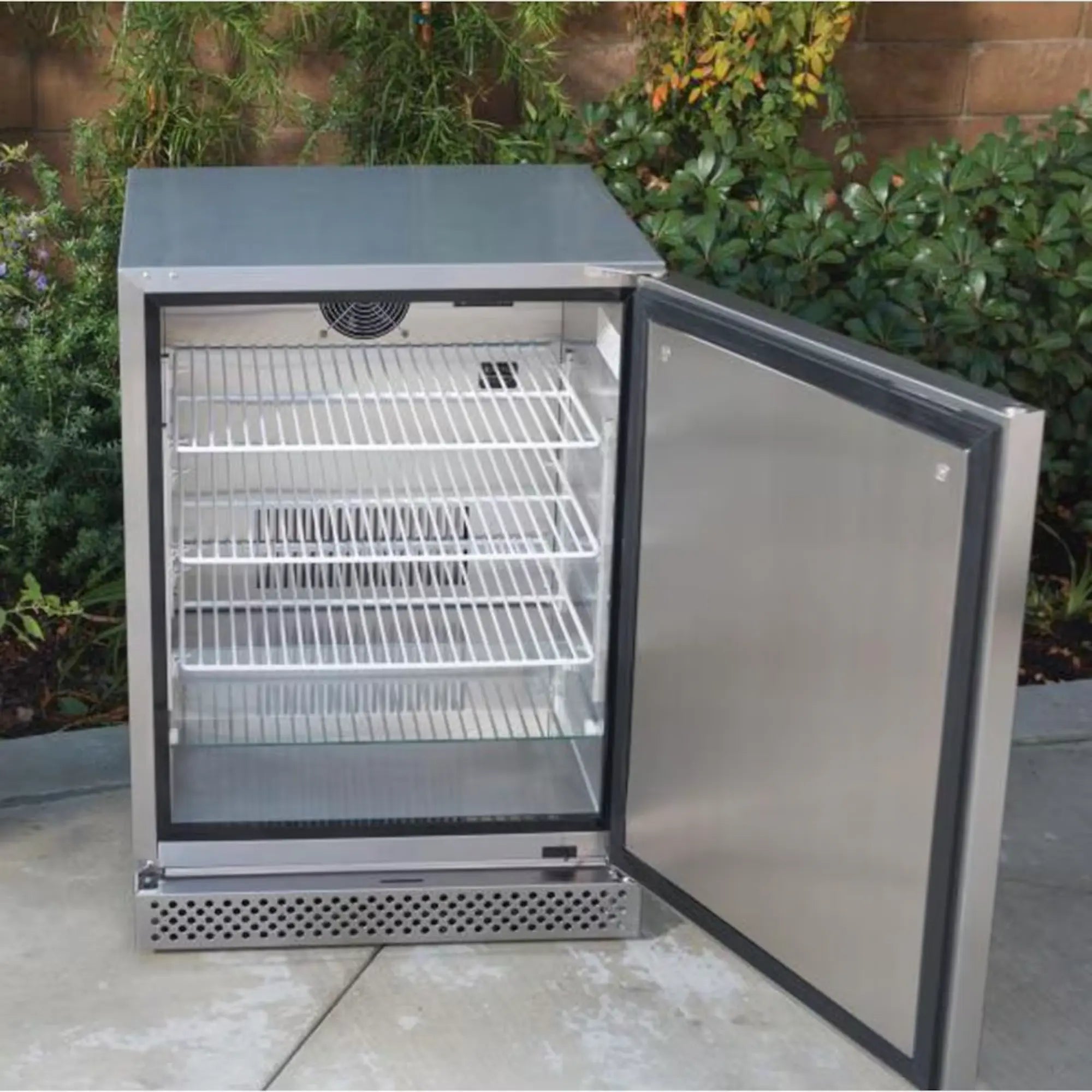 Bull Outdoor Rated 4.9 Cu. Ft. Refrigerator Bull