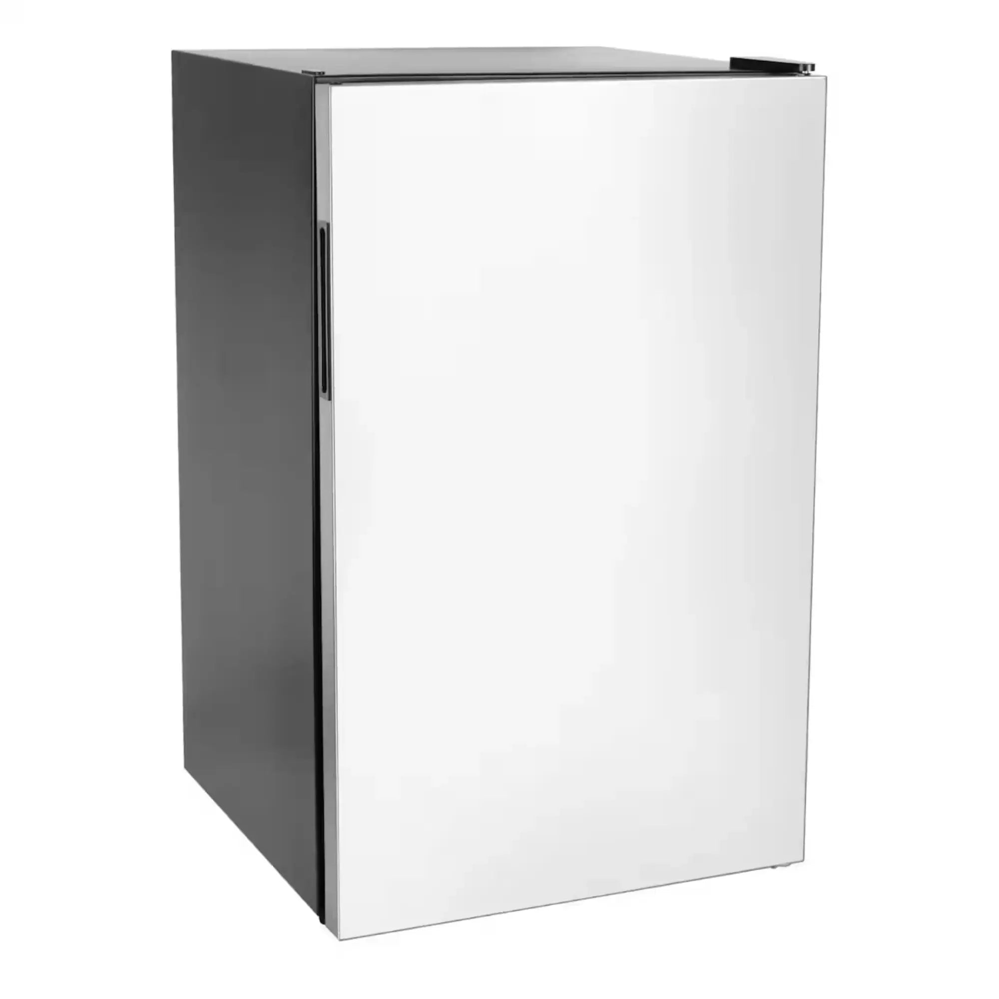Bull 4.5 Cu. Ft. Compact Refrigerator Bull