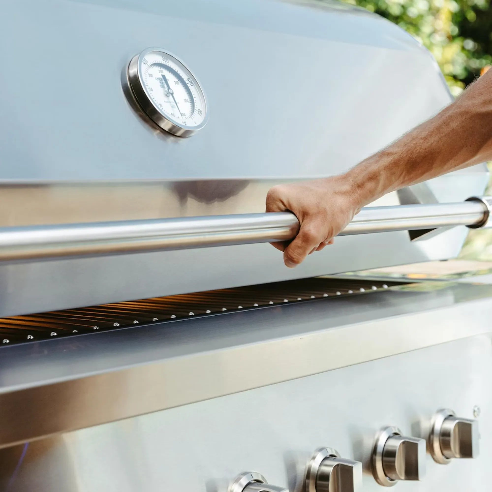 American Made Grills Encore 54-Inch Freestanding Hybrid Grill — 176,000 BTU | Gas, Charcoal & Wood | Made in USA American Made Grills