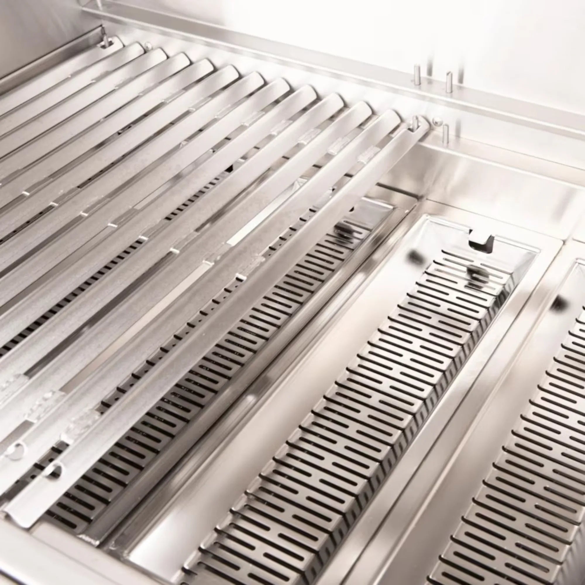 American Made Grills Muscle 54-Inch Freestanding Hybrid Grill — 176,000 BTU | Gas, Charcoal & Wood | Made in USA American Made Grills