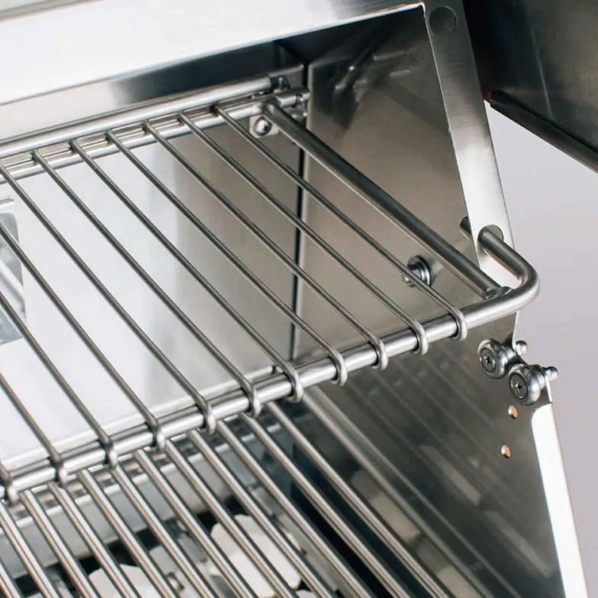 American Made Grills Alturi 42" 3-Burner Built-In Gas Grill — 78,000 BTU w/ Ceramic Briquettes — ALT-42T American Made Grills