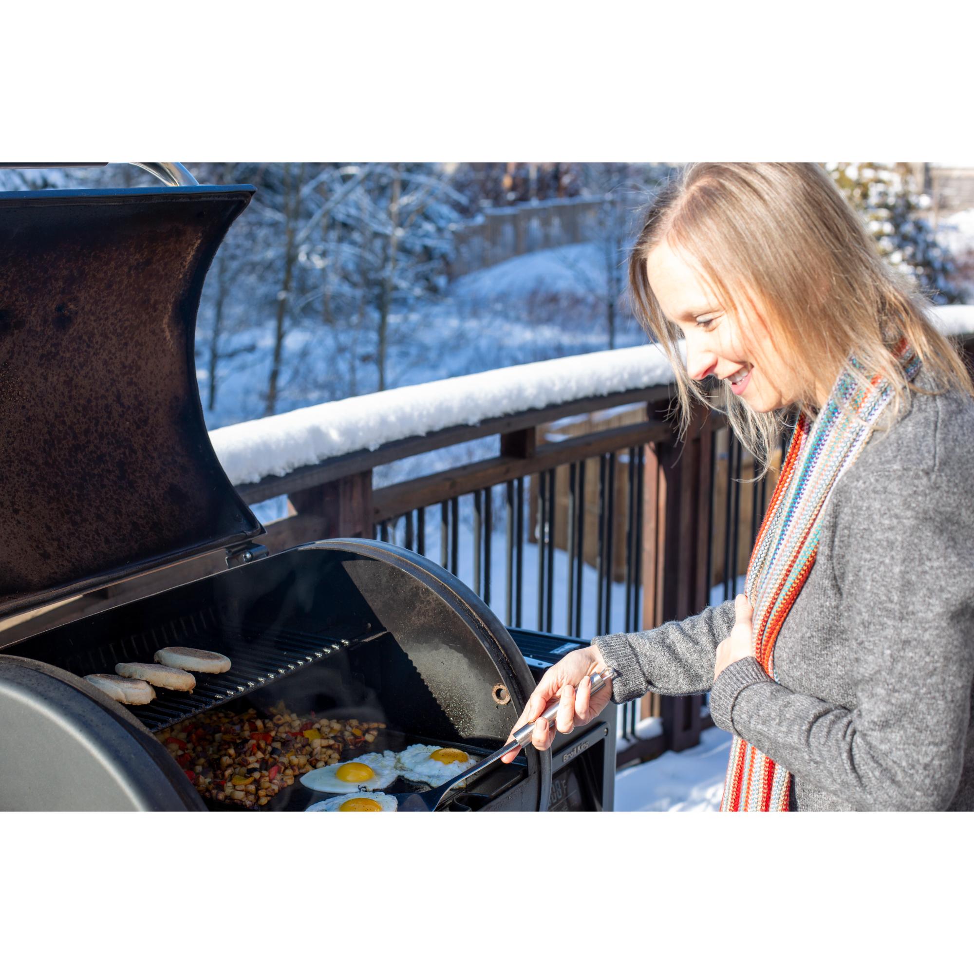 Broil King Regal Pellet 400 Wi-Fi Grill
