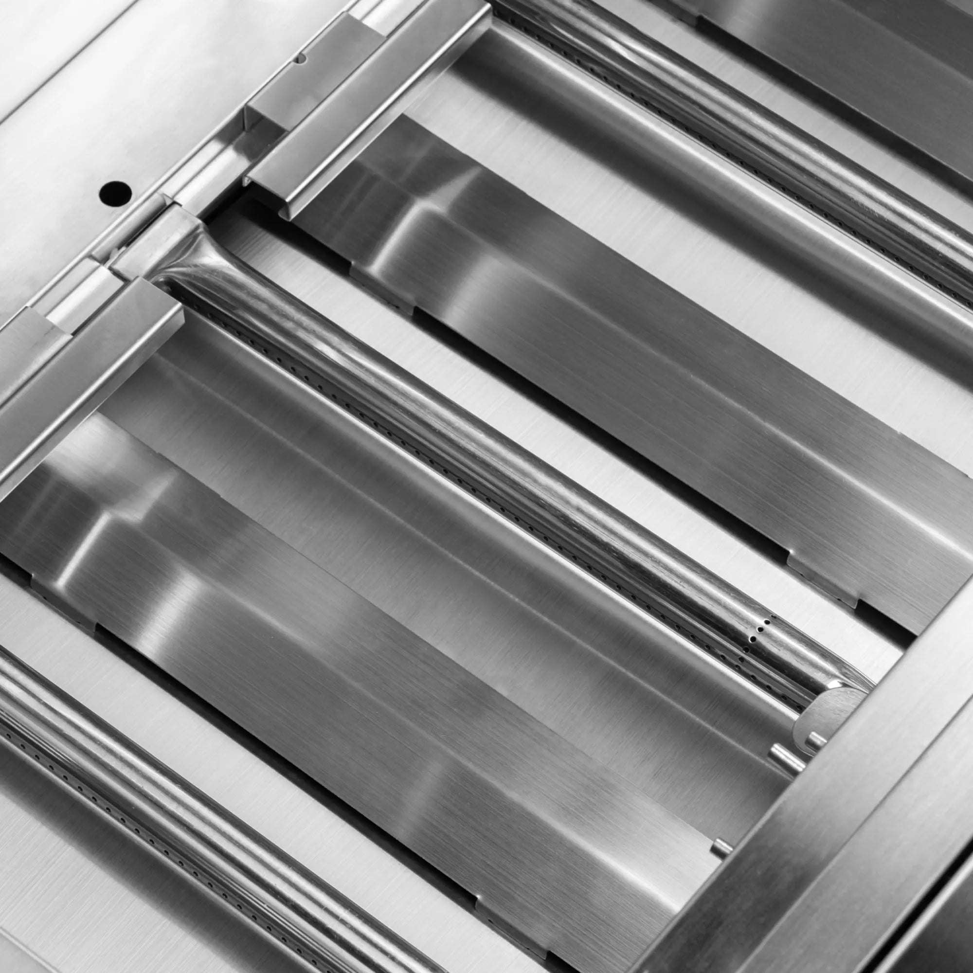 Blaze Prelude LBM 32-Inch 4-Burner Built-In Gas Grill