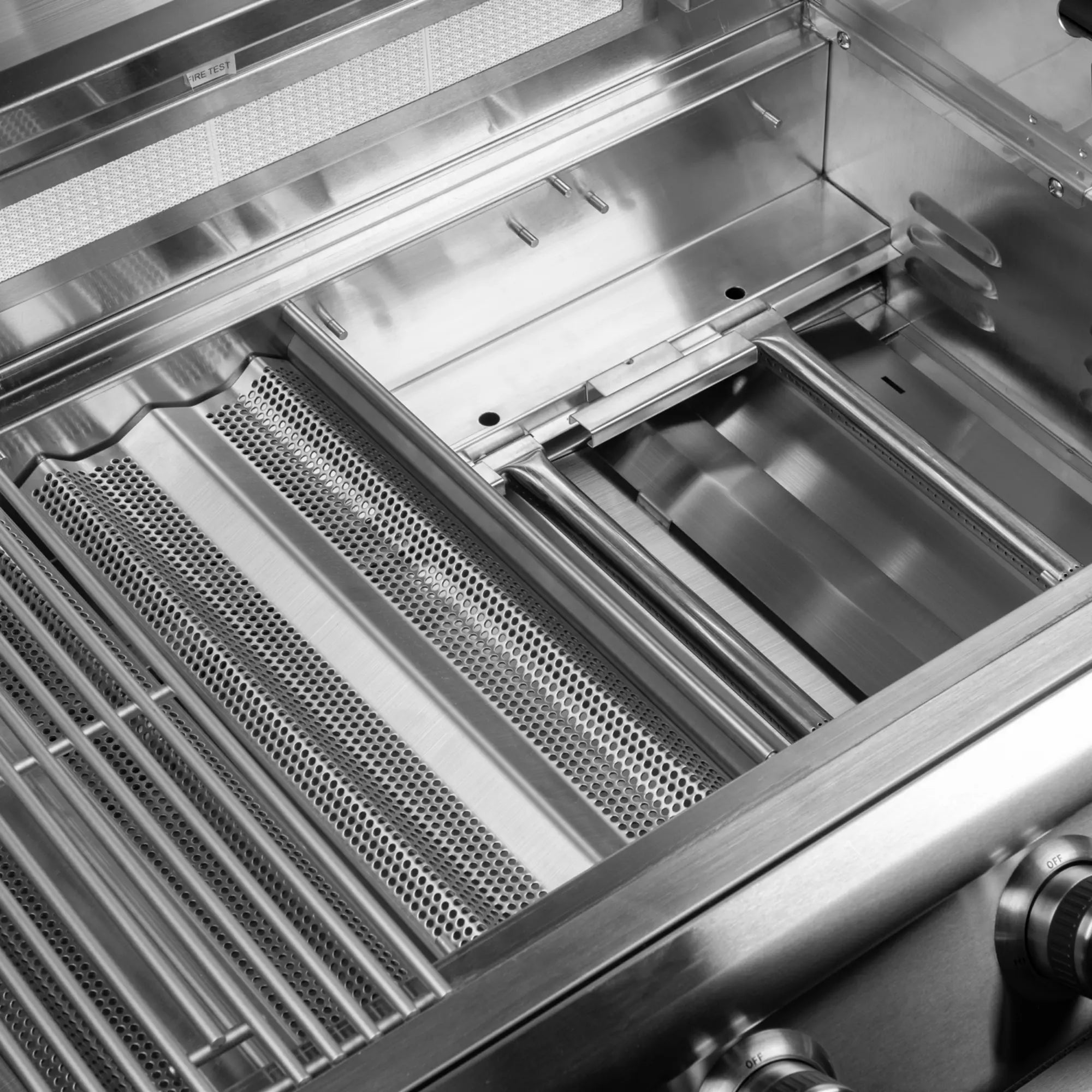 Blaze Prelude LBM 32-Inch 4-Burner Built-In Gas Grill