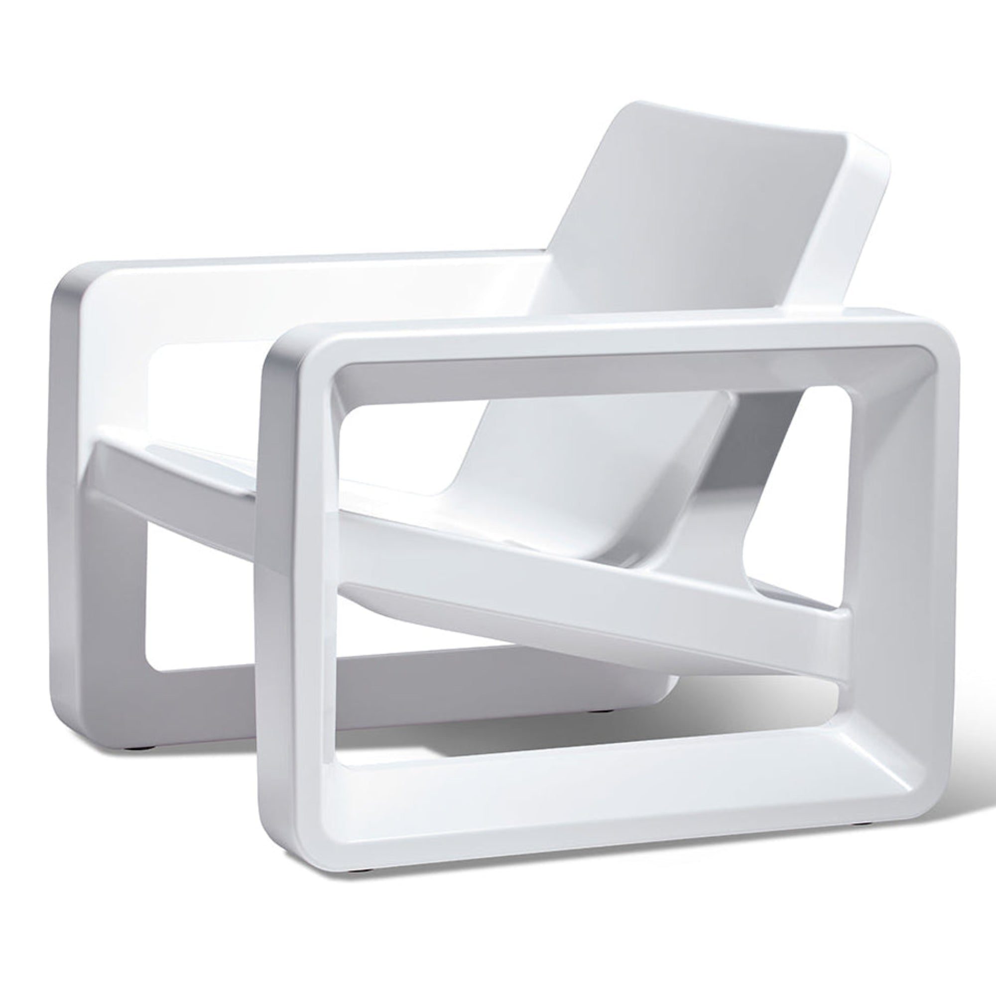 Deck Lounge Chair | Modern Outdoor Resin Lounge Chair — Tupelo Goods Tupelo Goods