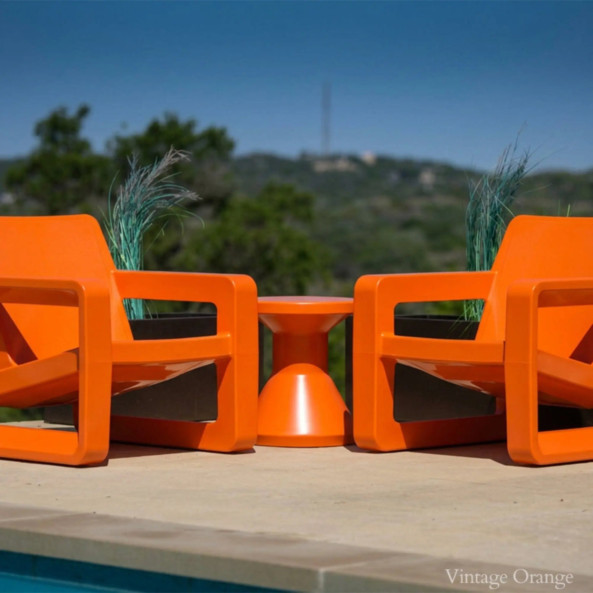 Fluent Side Table | Universal Outdoor Side Table — Tupelo Goods Tupelo Goods