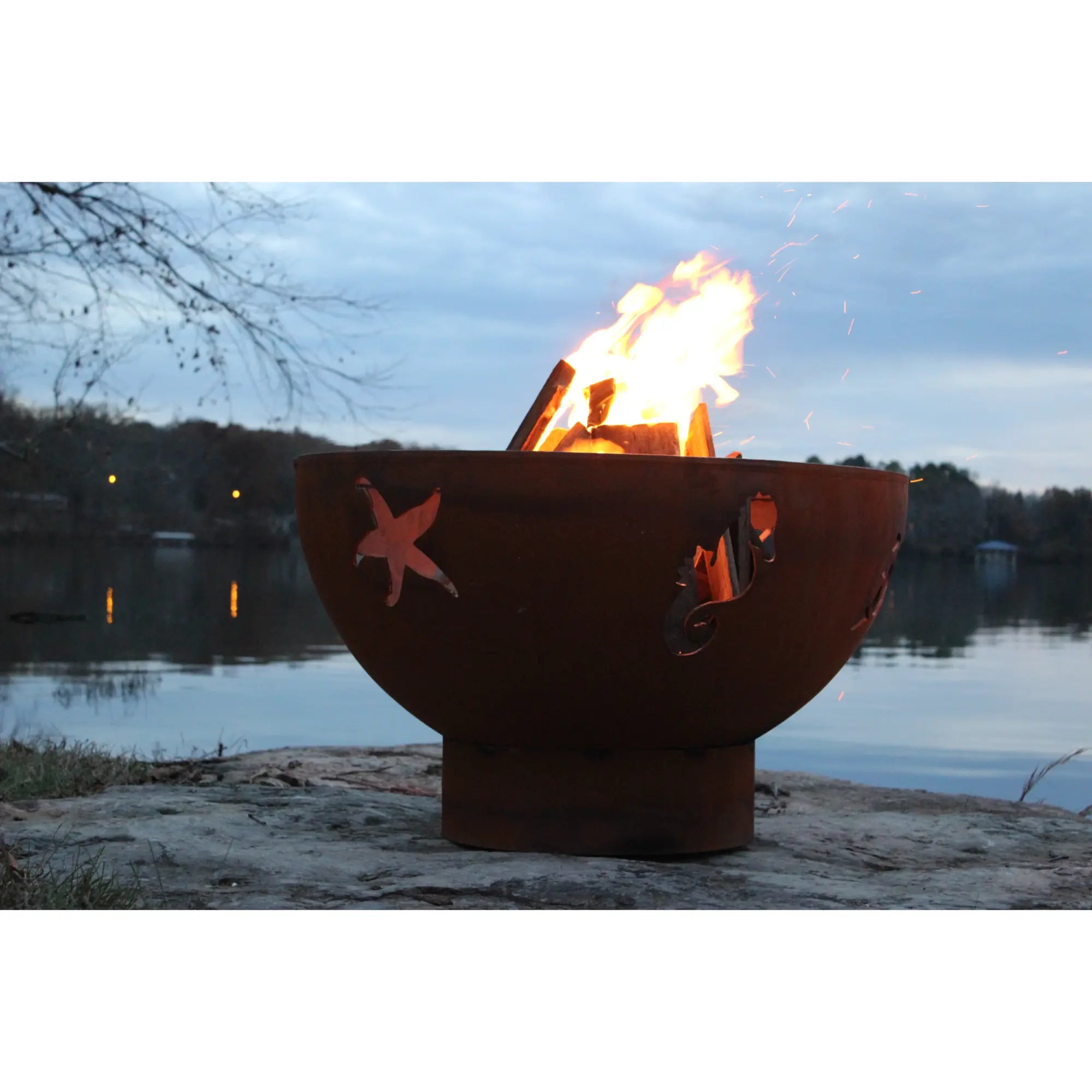 Sea Creatures 36″ Round Wood Burning Fire Pit – Carbon Steel by Fire Pit Art Fire Pit Art