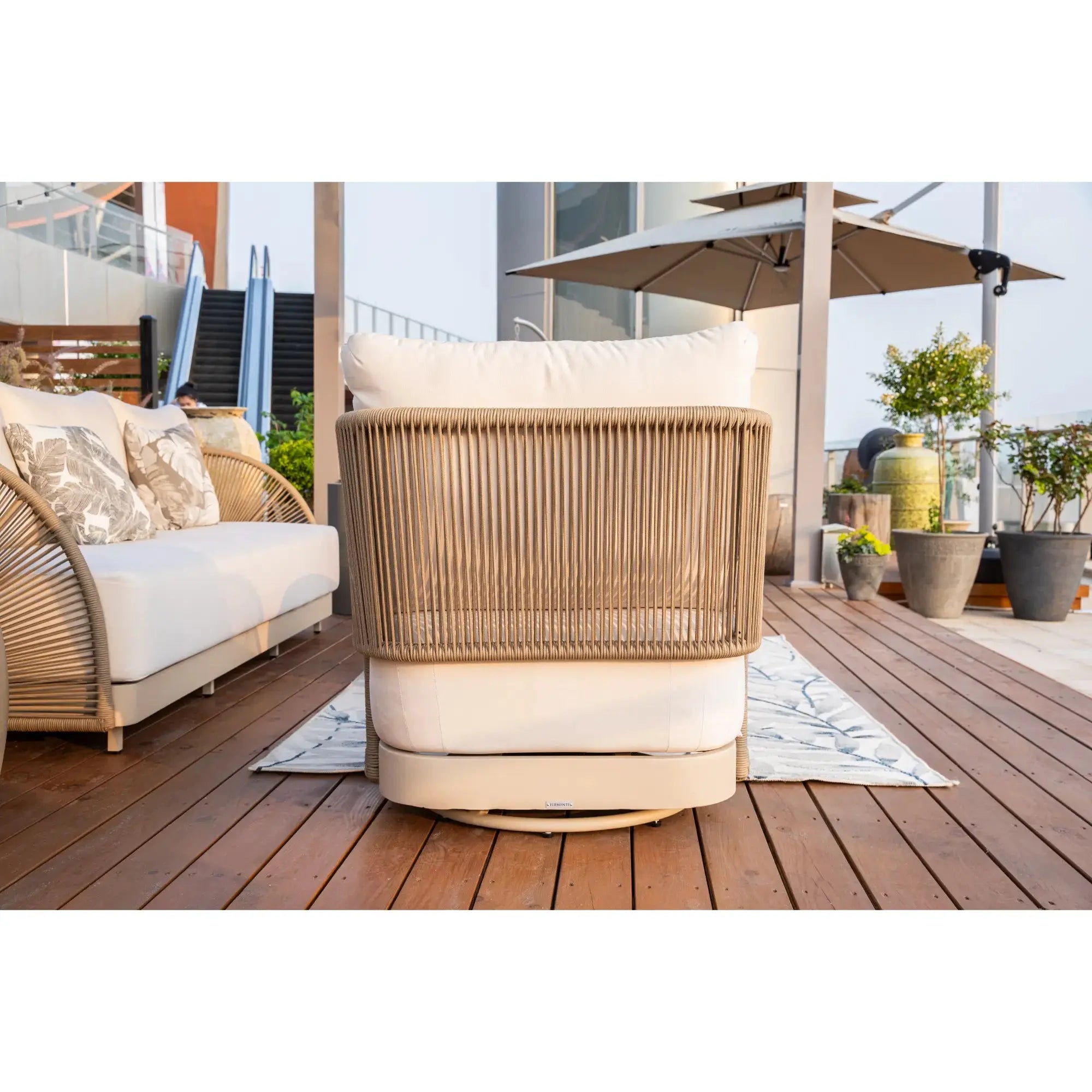 Malibu Swivel Chair (OS2502W) - Elementi Elementi
