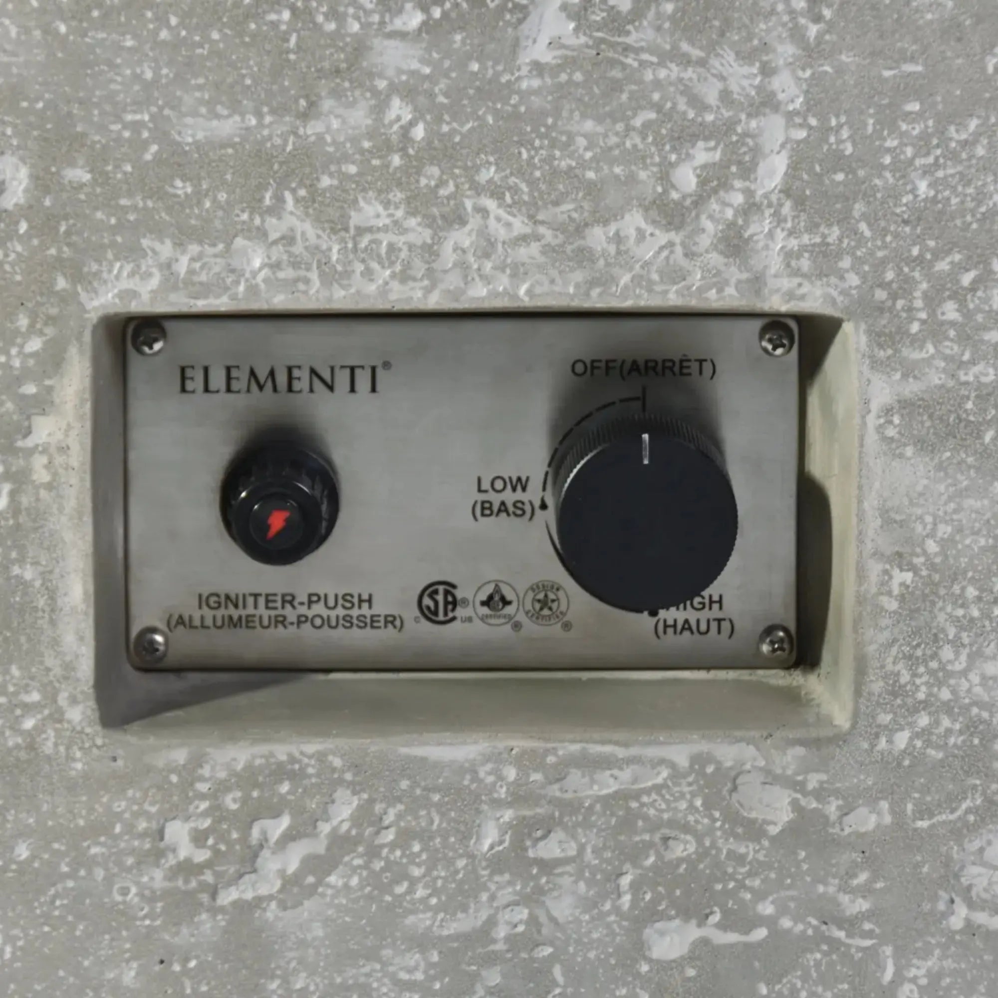 Manhattan 36″ Square Concrete Gas Fire Table – Elementi Elementi