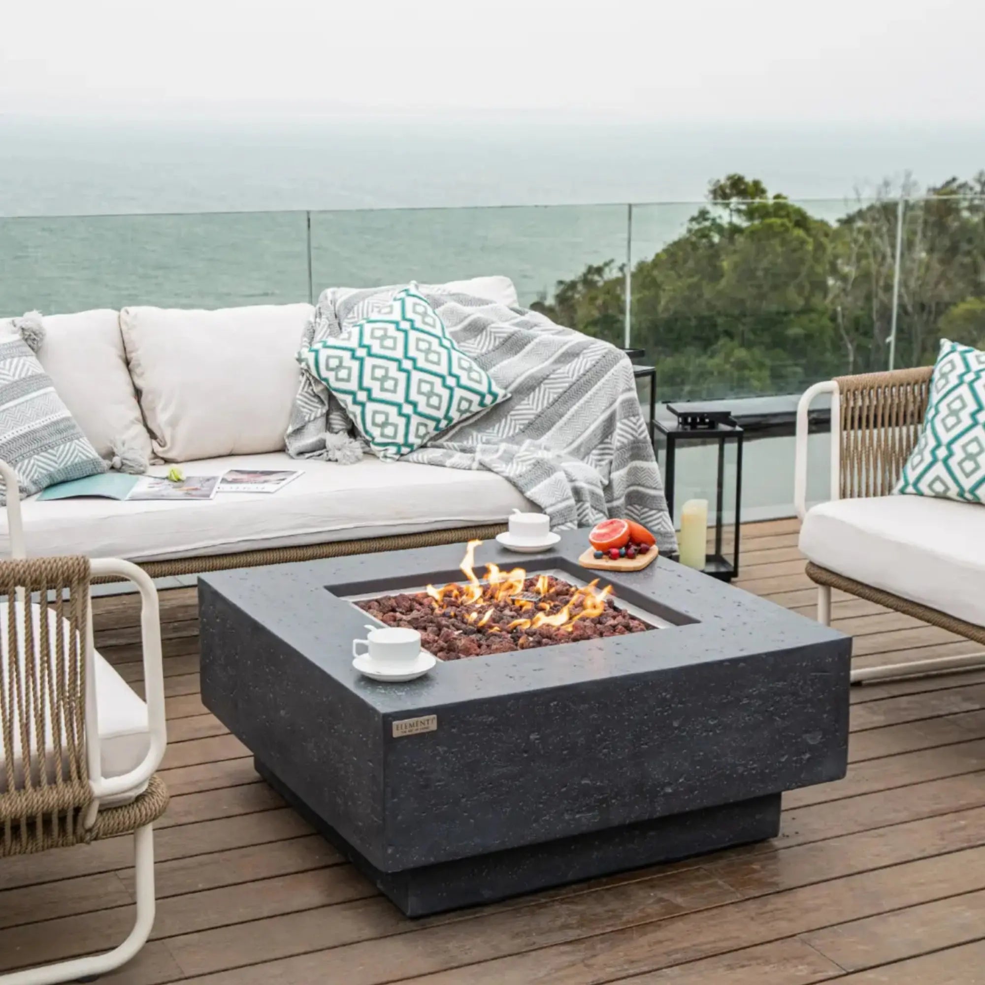 Manhattan 36″ Square Concrete Gas Fire Table – Elementi Elementi
