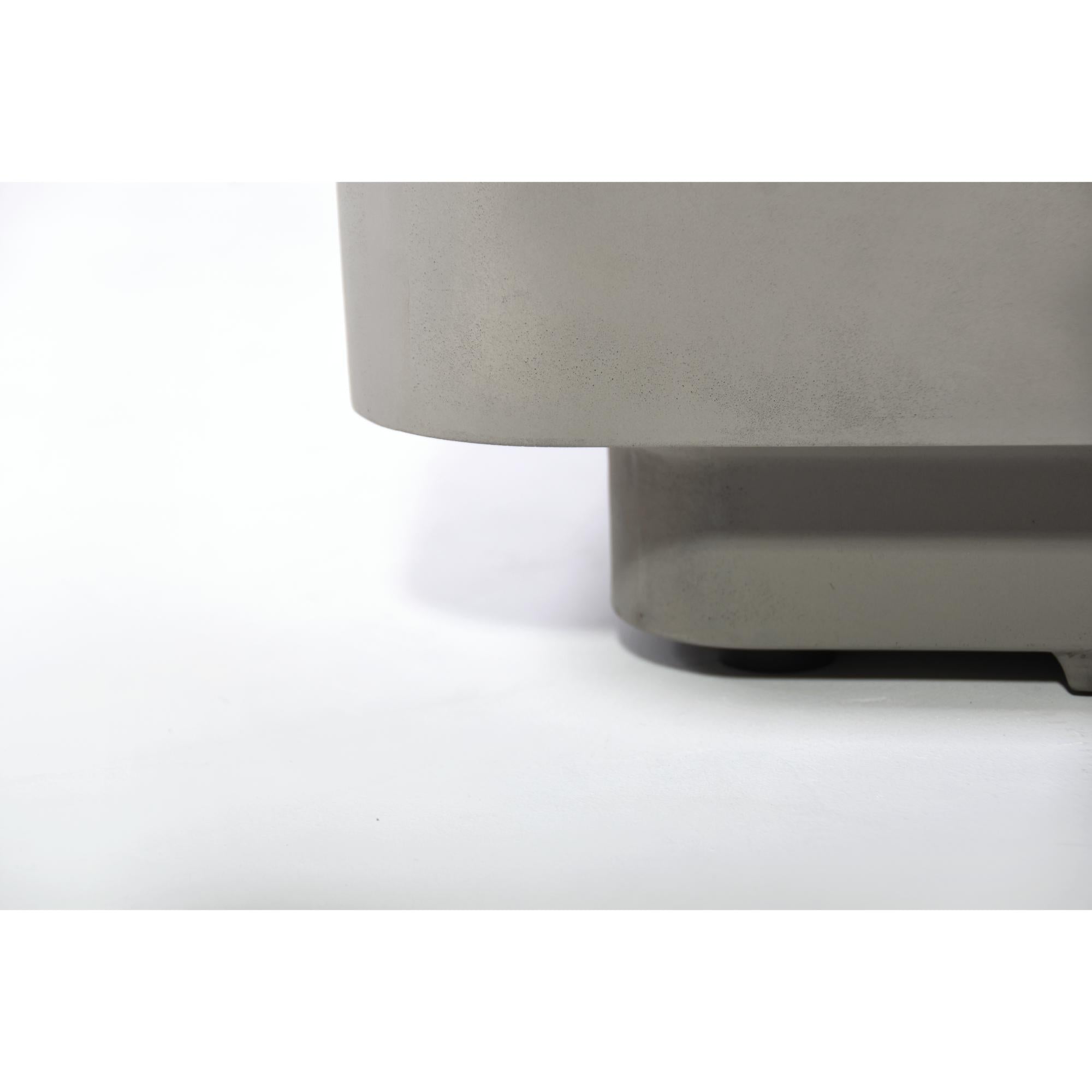 Lucerne 42″ Square Concrete Gas Fire Table – Elementi Plus